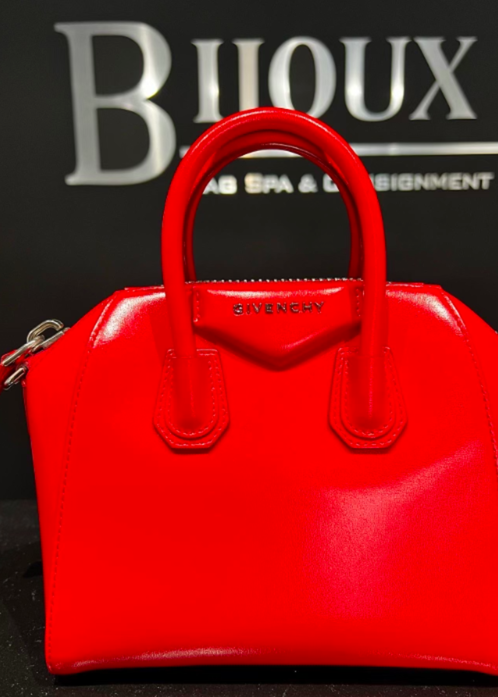 Givenchy SOLD - Givenchy Antigona Red