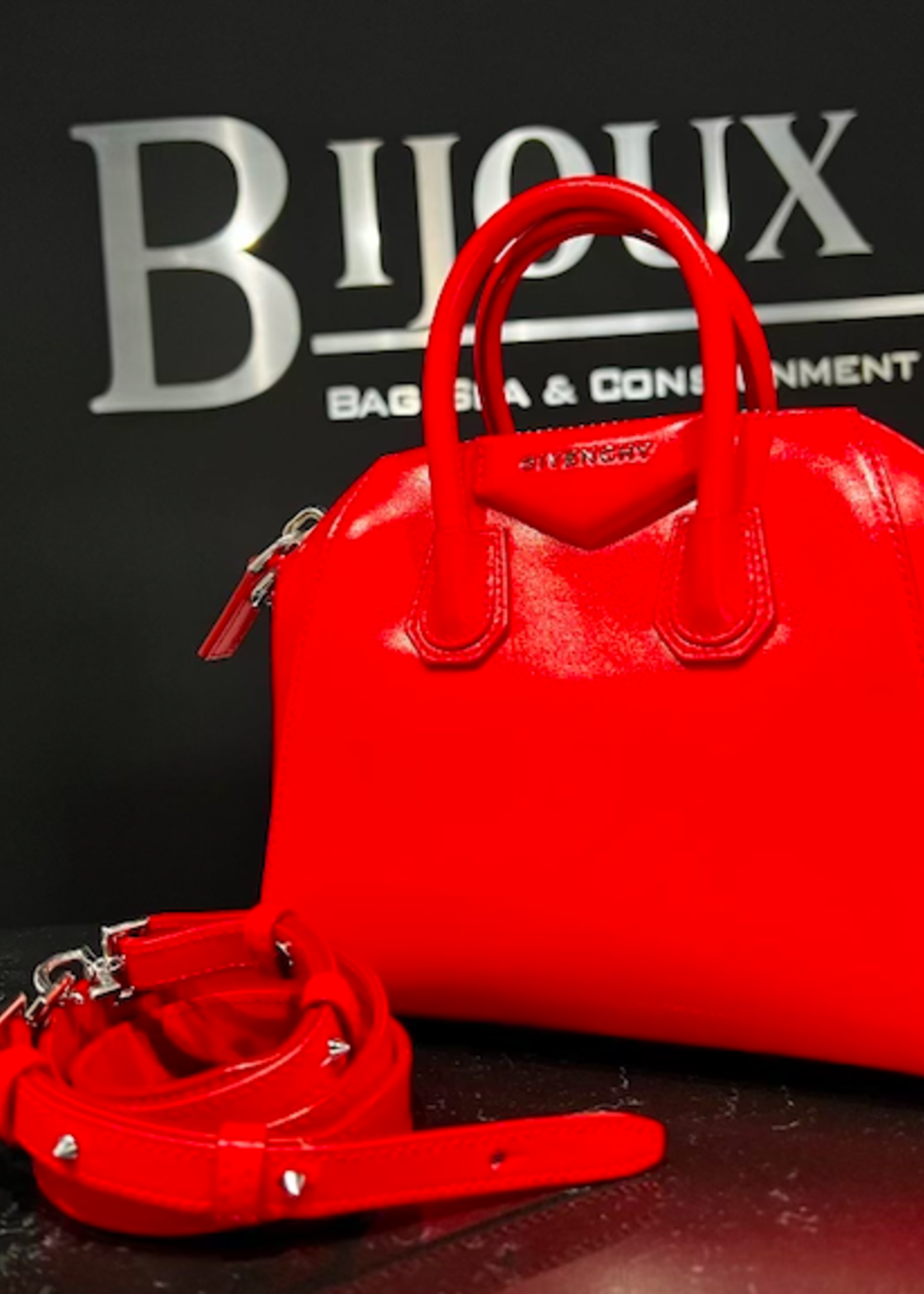 Givenchy SOLD - Givenchy Antigona Red