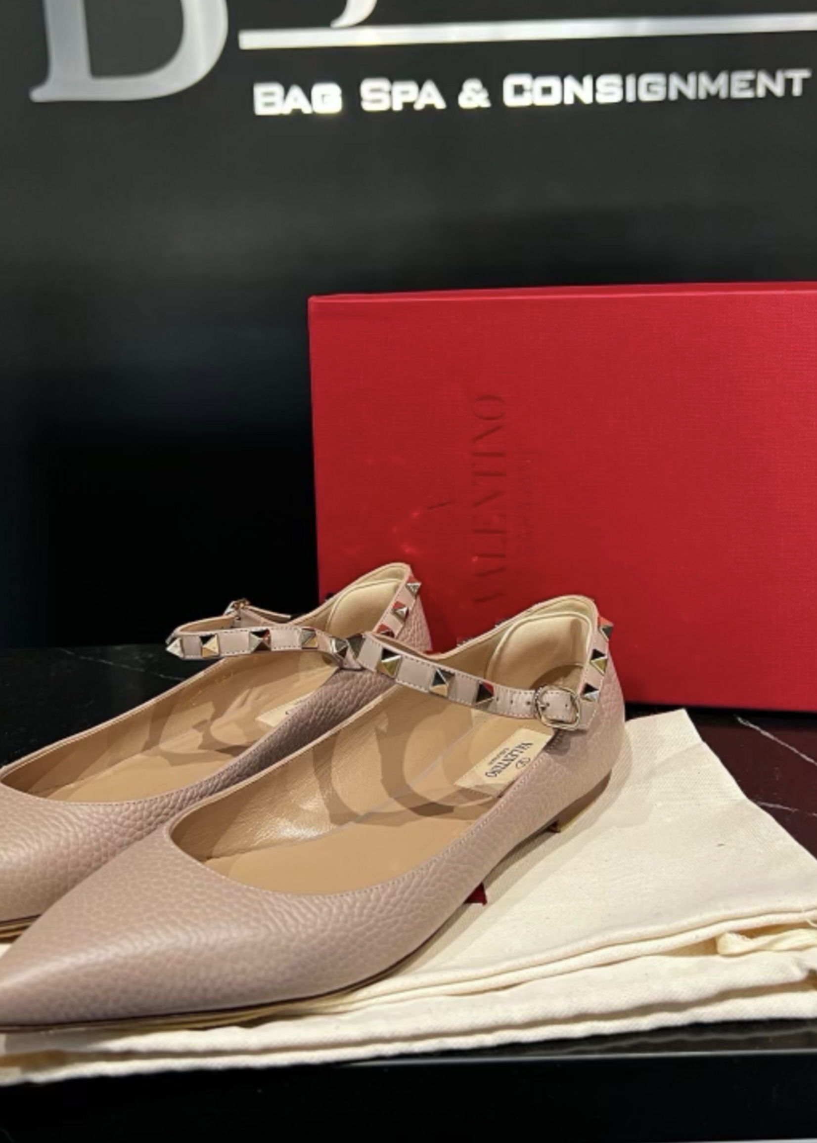 Valentino Valentino Garavani Rockstud Flats- 38.5