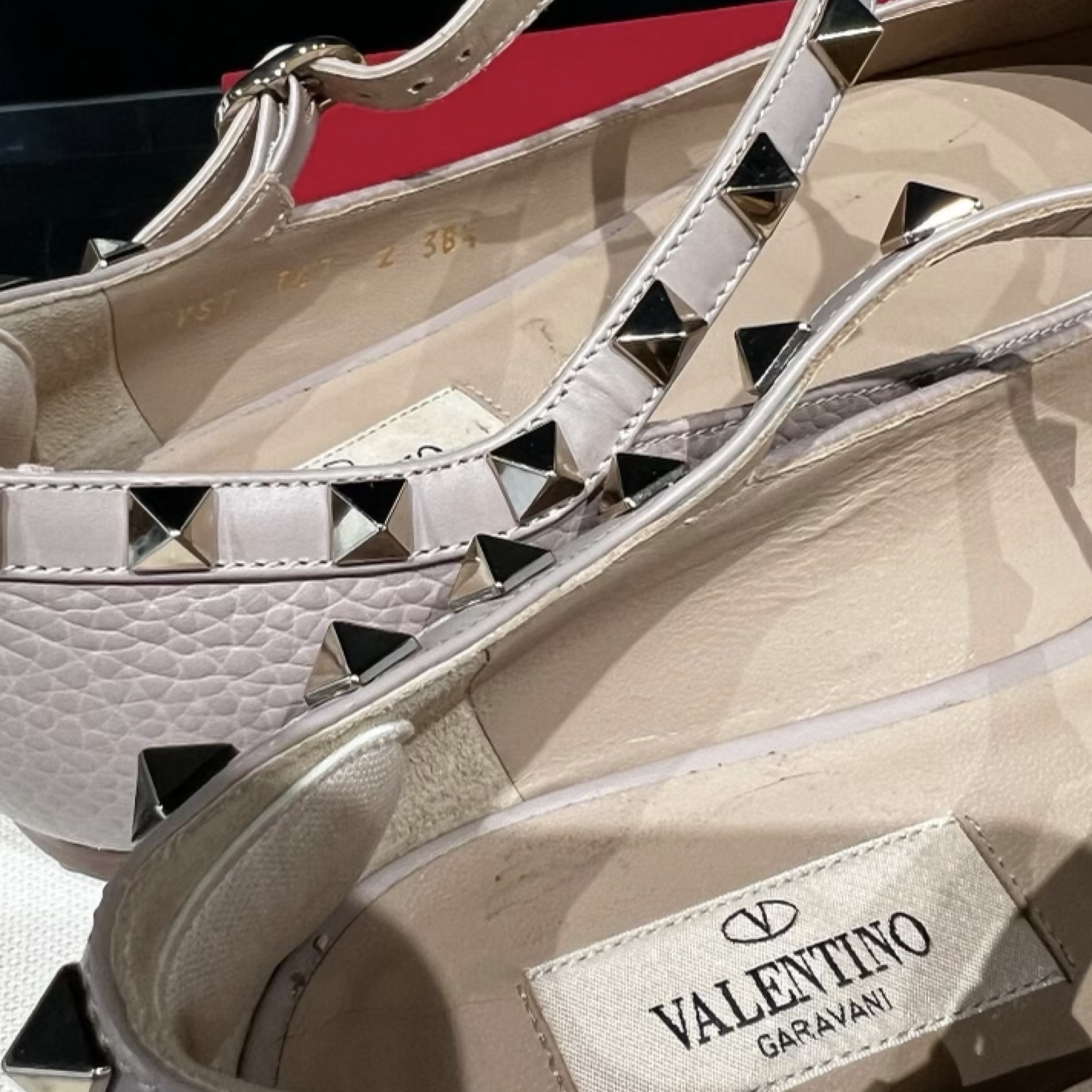 Valentino Valentino Garavani Rockstud Flats- 38.5