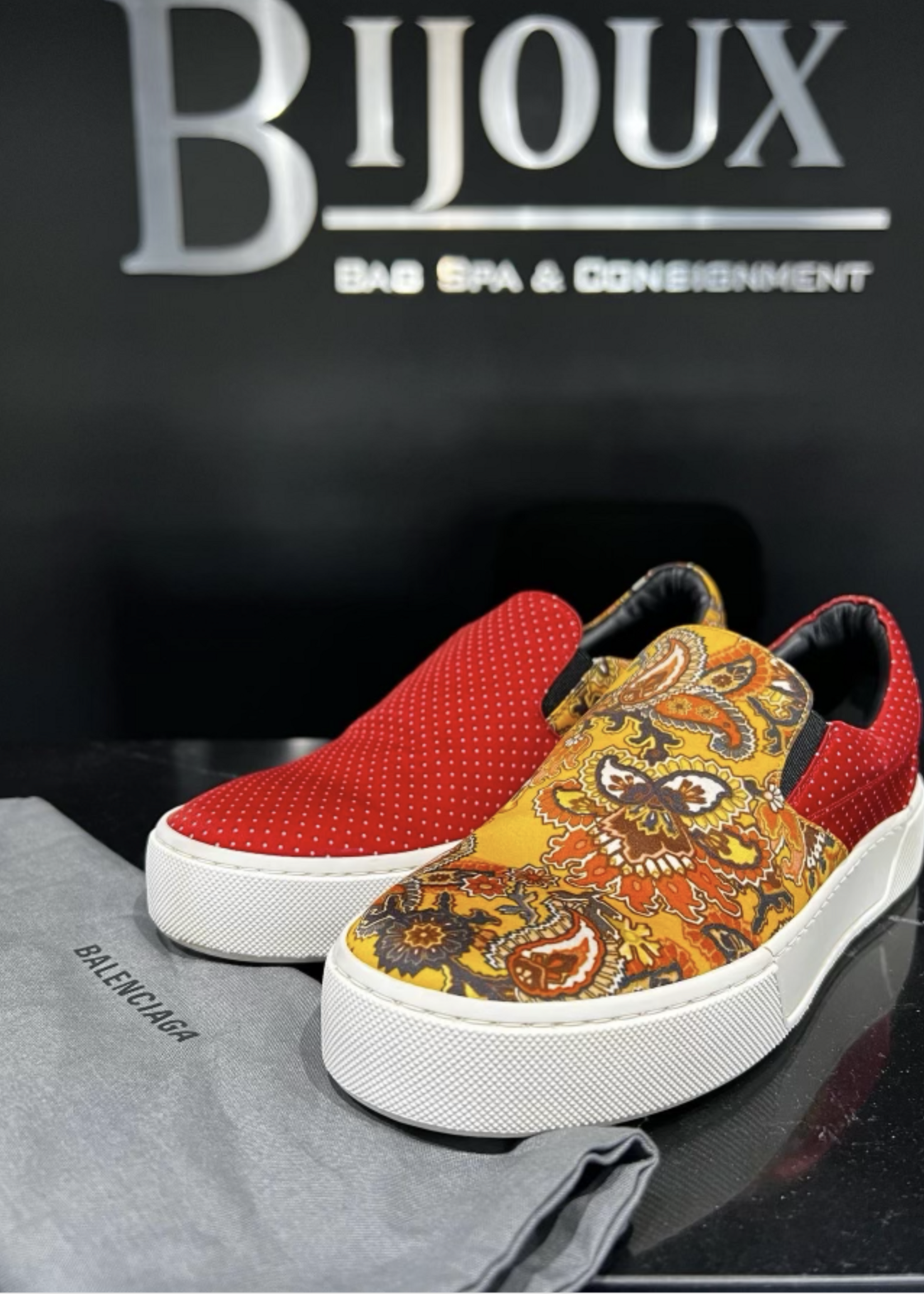 Balenciaga Balenciaga Slip on Shoes- 35