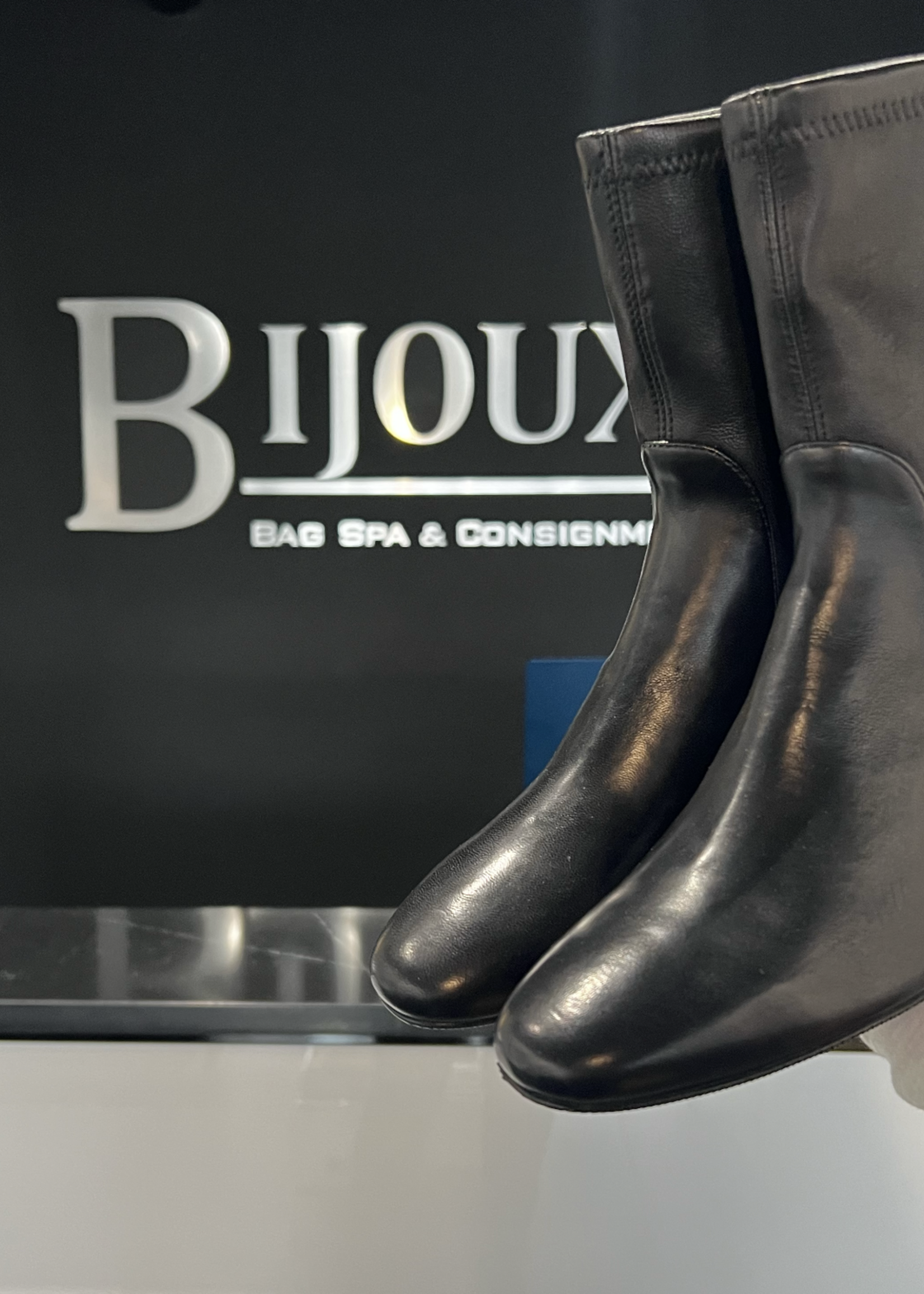 Stuart Weitzman Stuart Weitzman Black Boots Size - 36.5