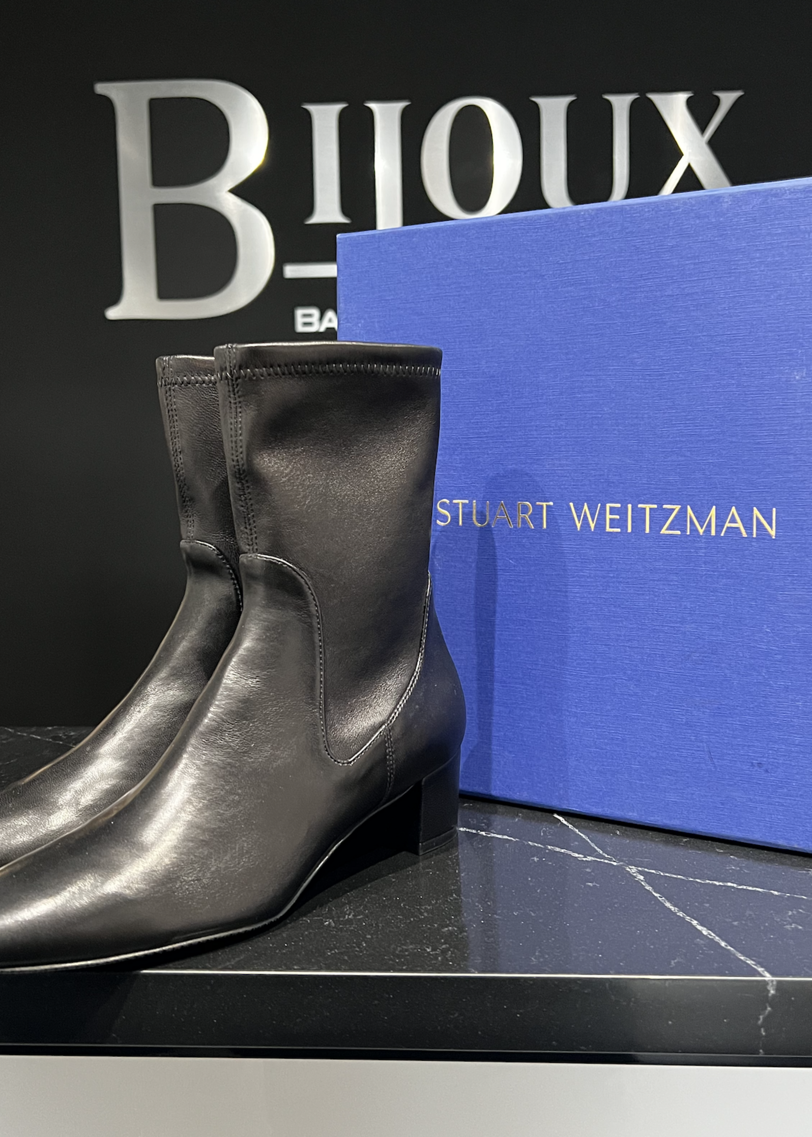 Stuart Weitzman Stuart Weitzman Black Boots Size - 36.5