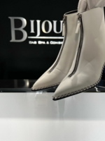 Alexander Wang SOLD - Alexander Wang White Boots Size - 37