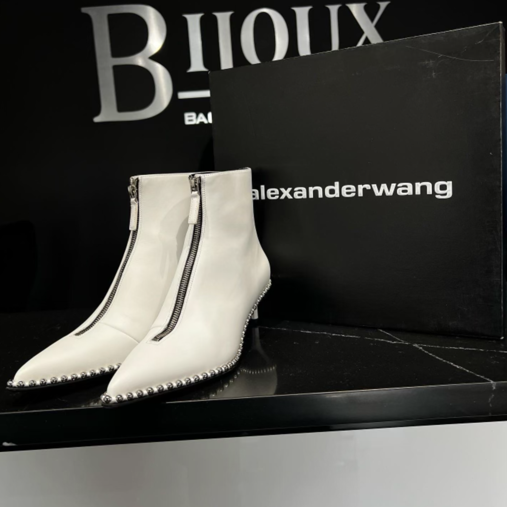 Alexander Wang Alexander Wang White Boots Size - 37