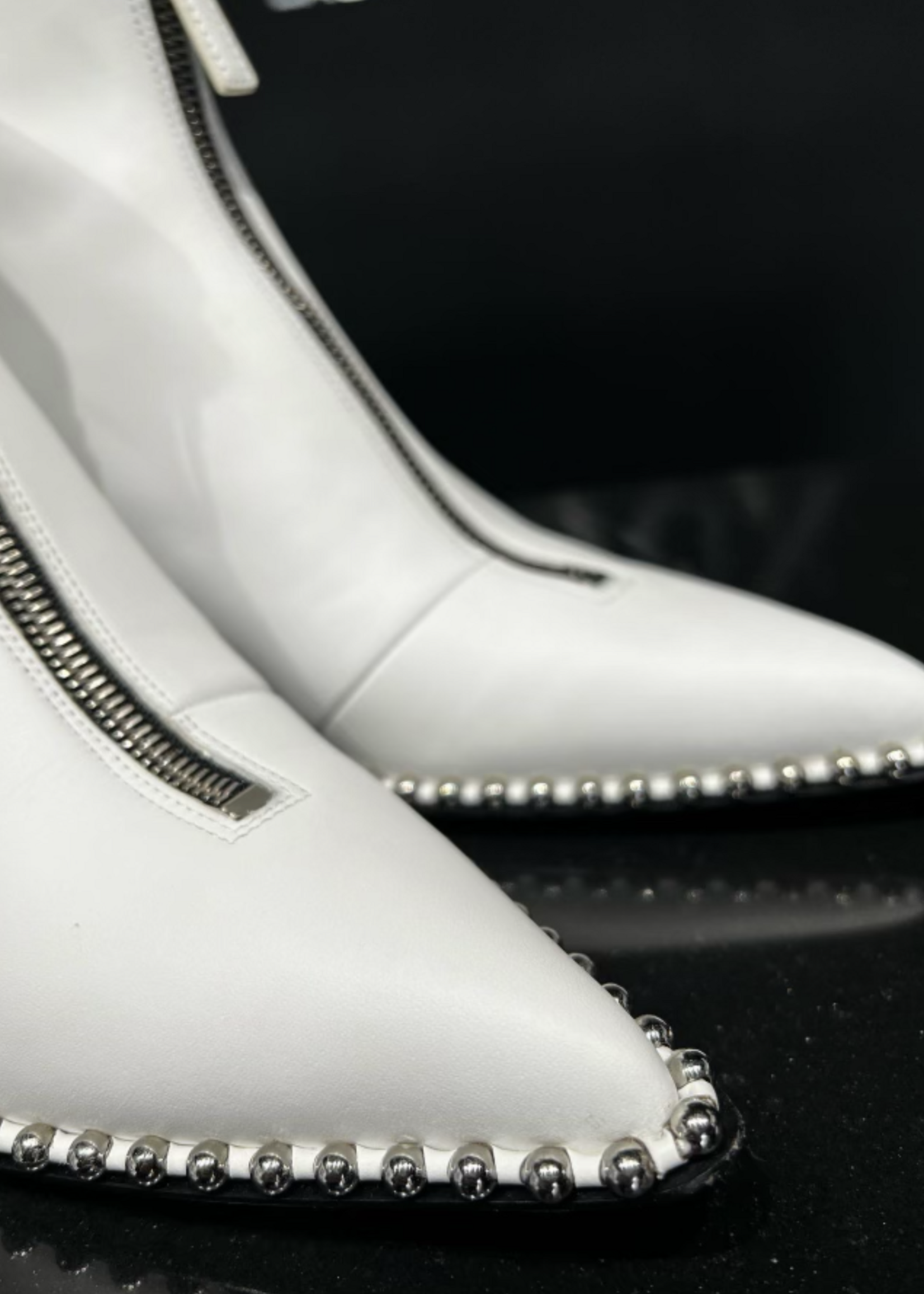 Alexander Wang SOLD - Alexander Wang White Boots Size - 37