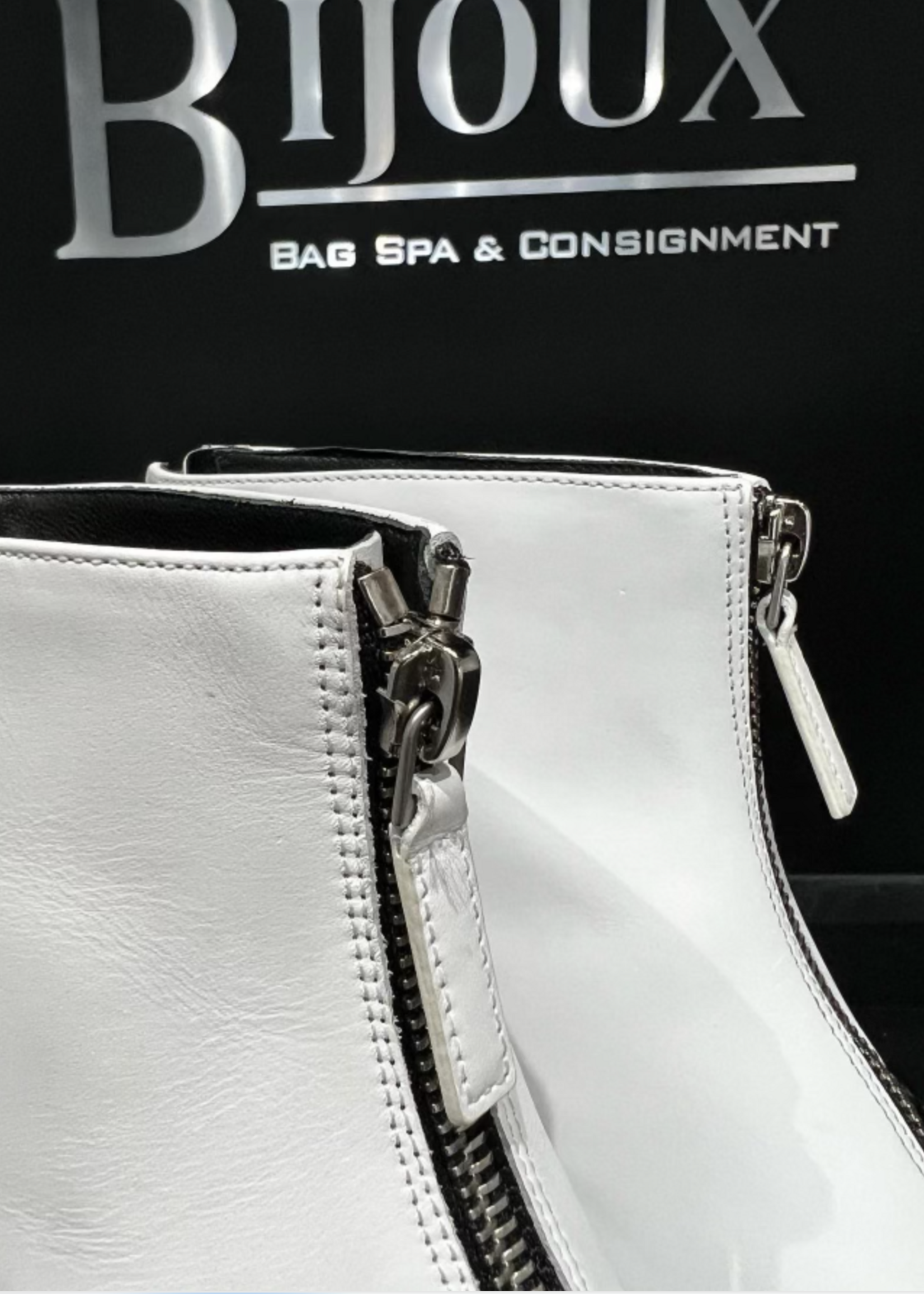 Alexander Wang SOLD - Alexander Wang White Boots Size - 37