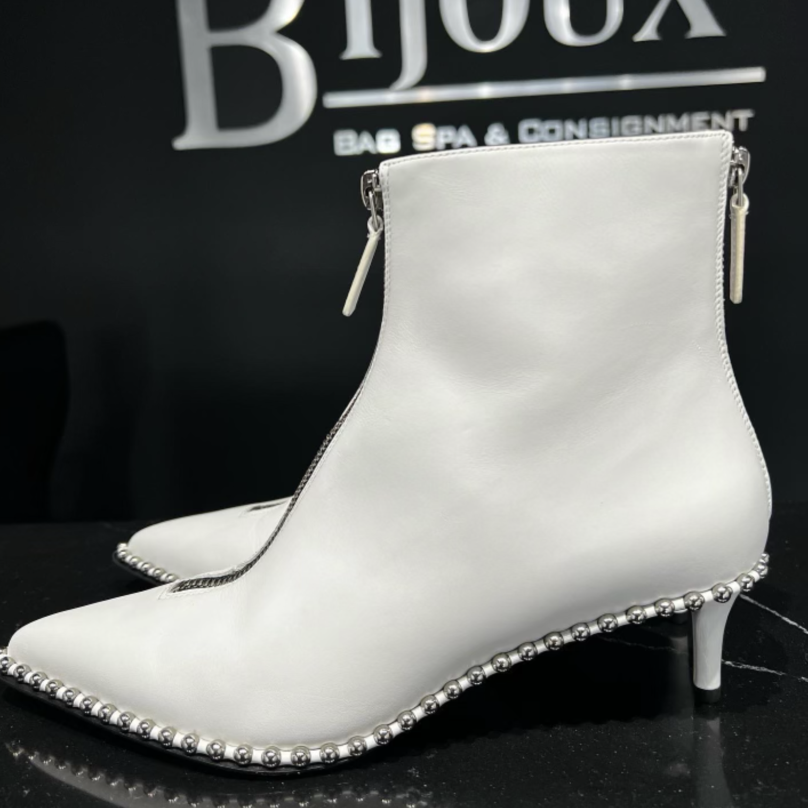 Alexander Wang SOLD - Alexander Wang White Boots Size - 37