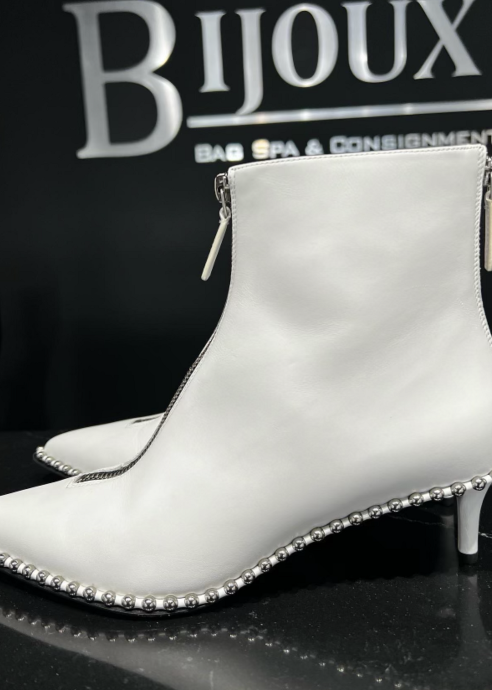 Alexander Wang SOLD - Alexander Wang White Boots Size - 37