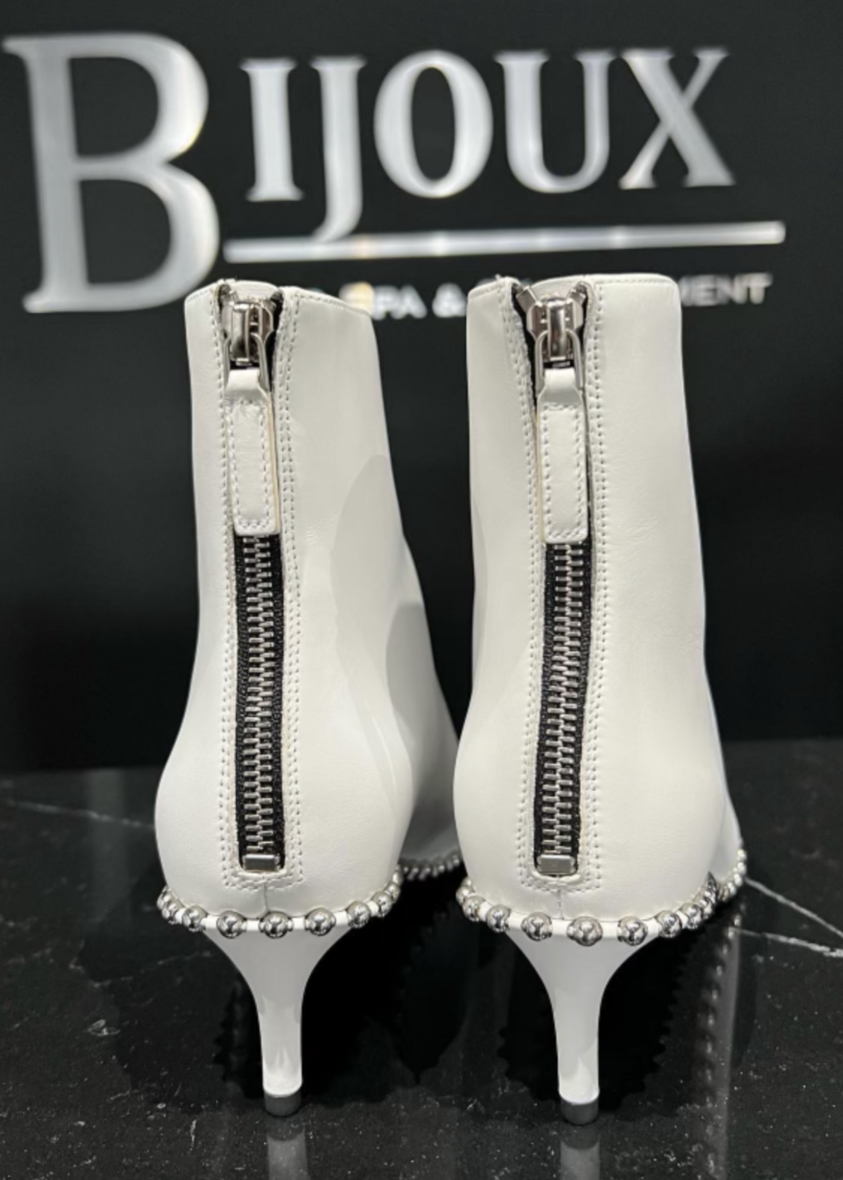 Alexander Wang SOLD - Alexander Wang White Boots Size - 37
