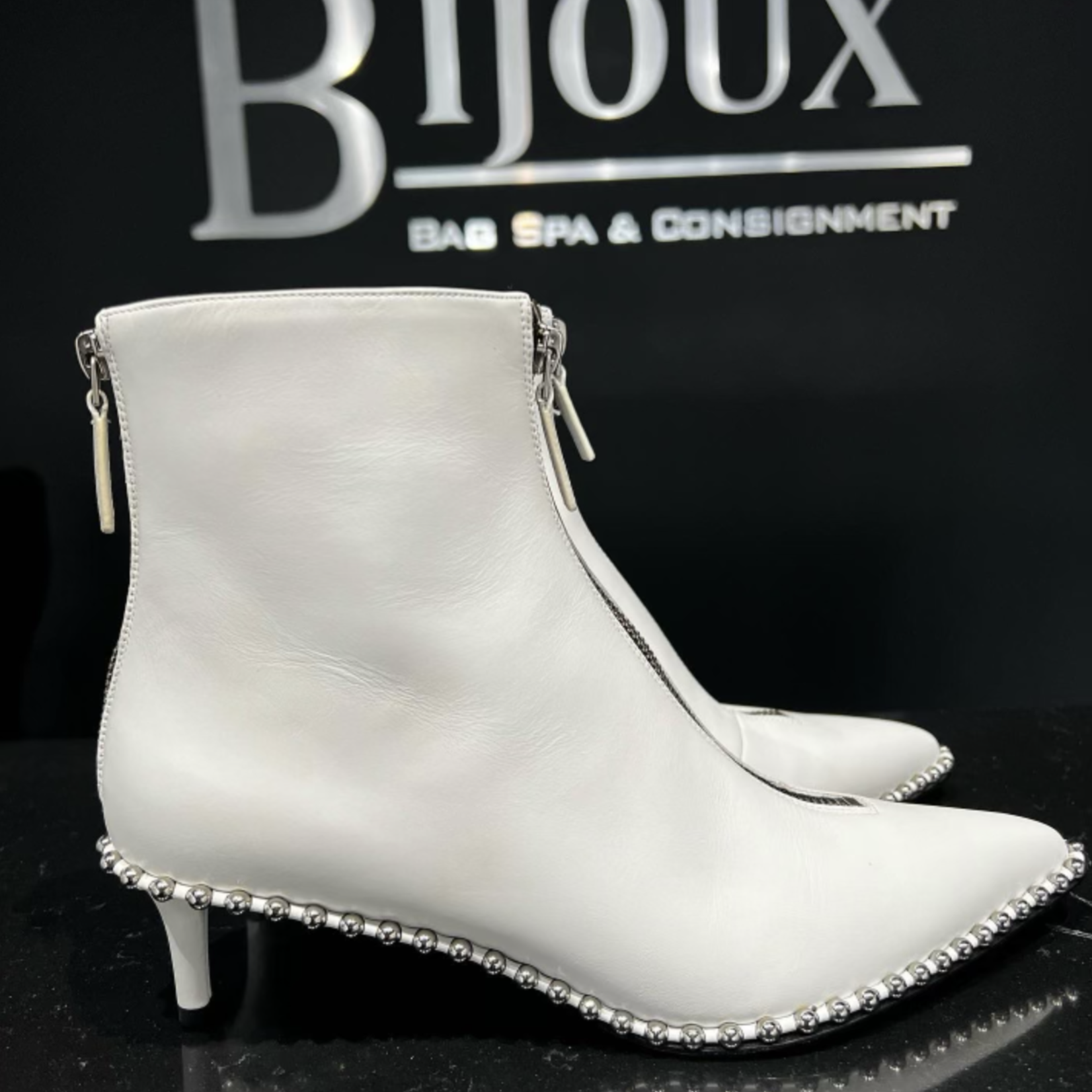 Alexander Wang SOLD - Alexander Wang White Boots Size - 37