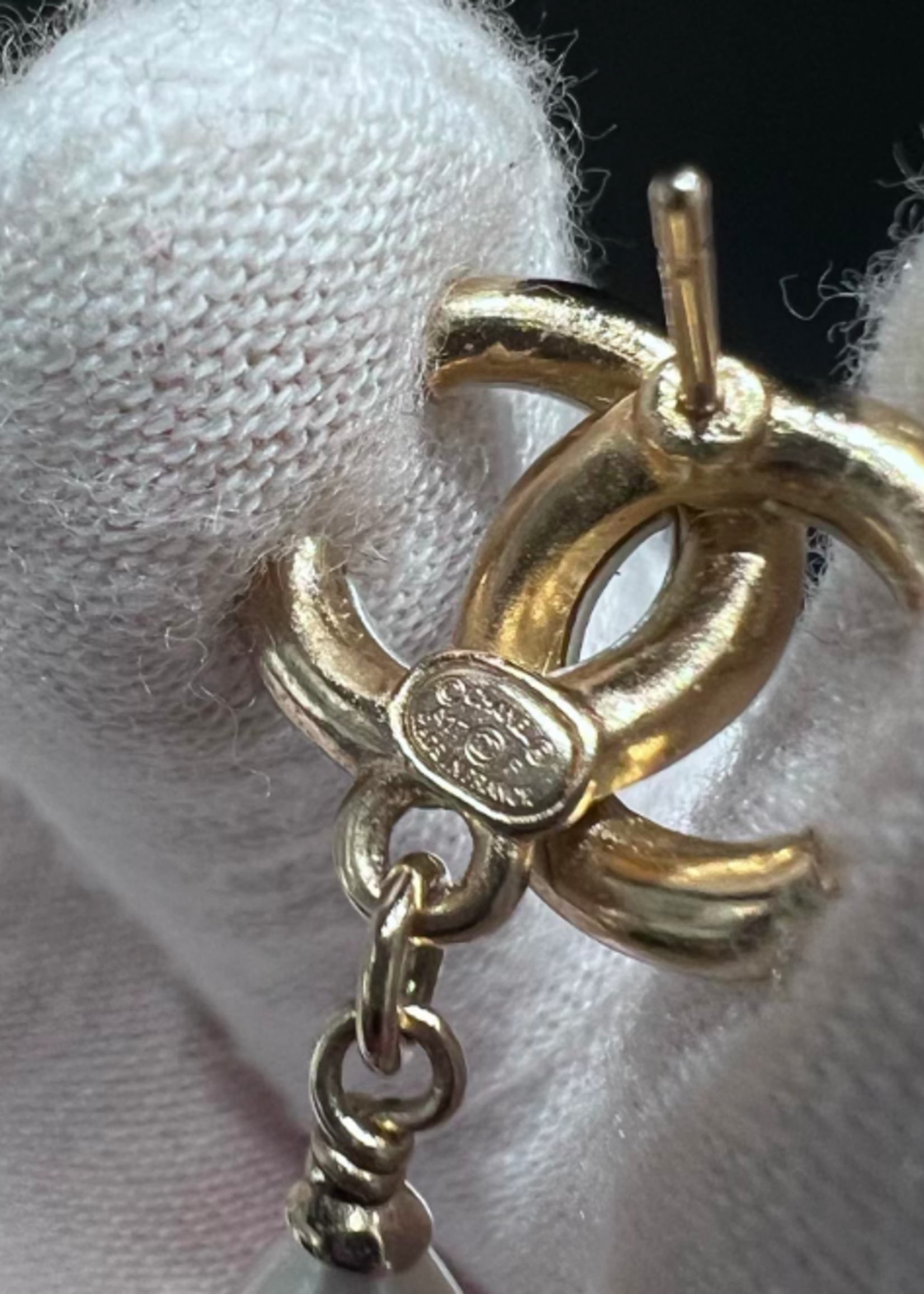 Chanel SOLD - Chanel 17P Pearl Earrings