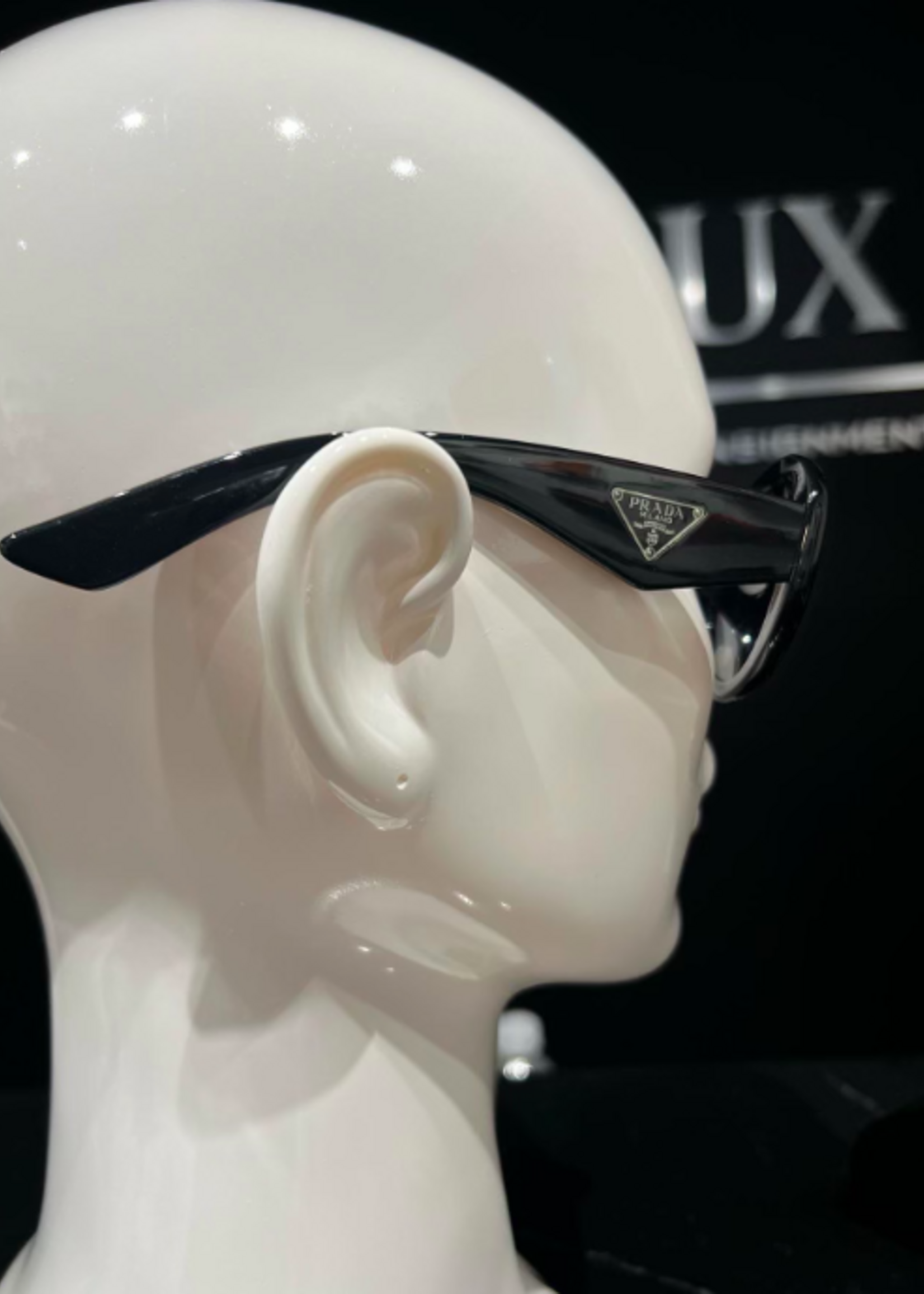 Prada Prada SPR 30P Sunglasses (Black)