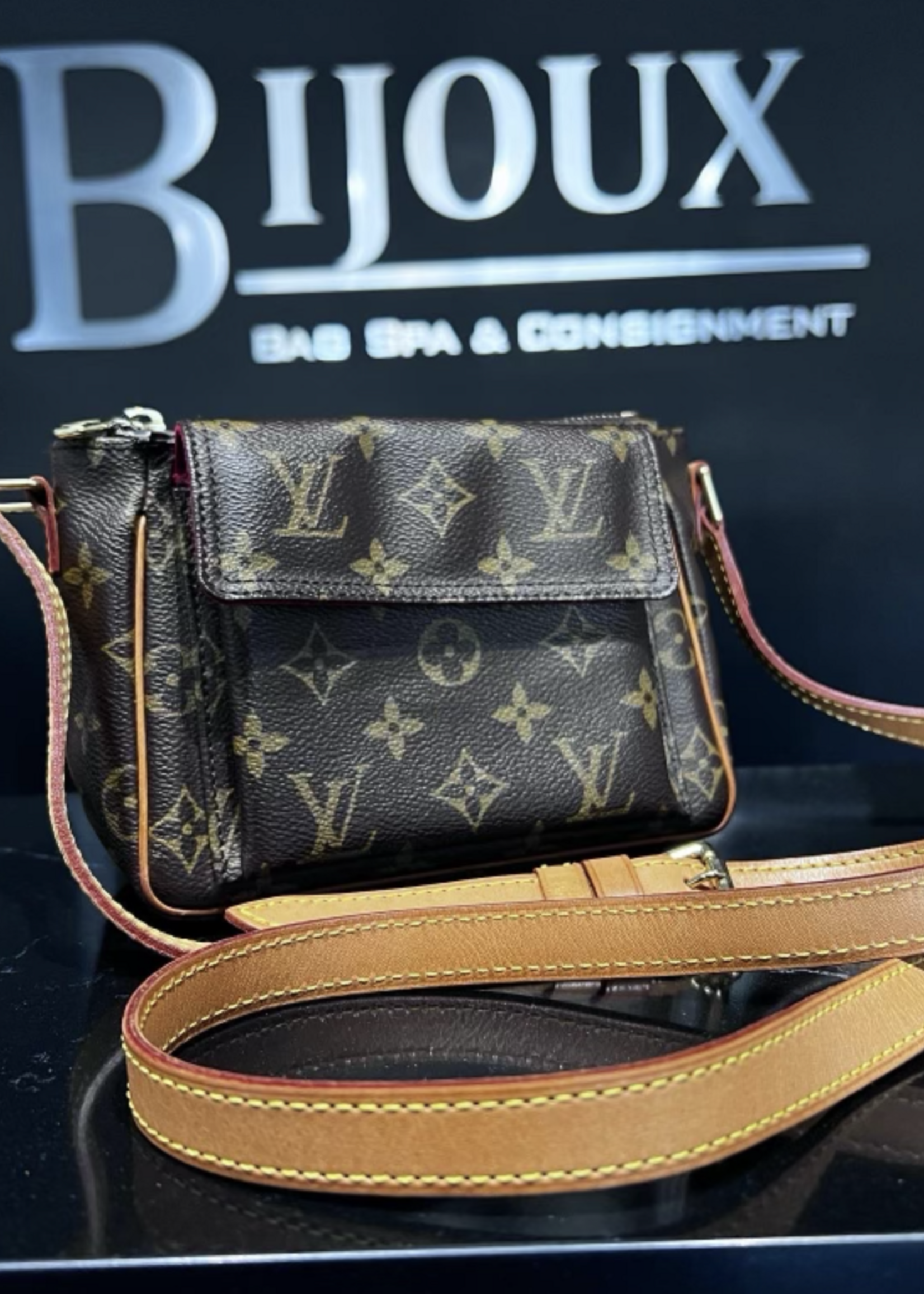 Louis Vuitton SOLD - Louis Vuitton Cite PM