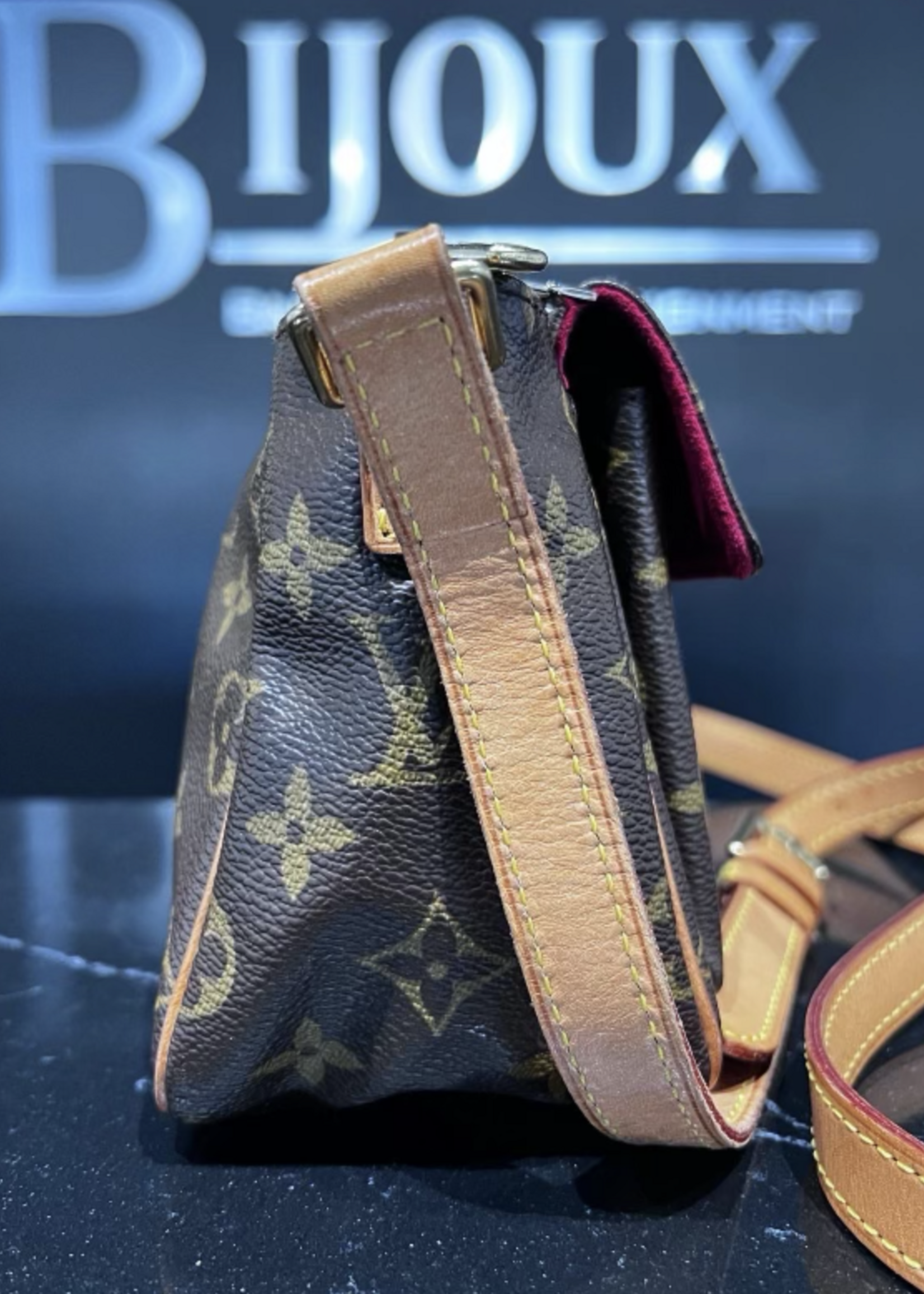 Louis Vuitton SOLD - Louis Vuitton Cite PM