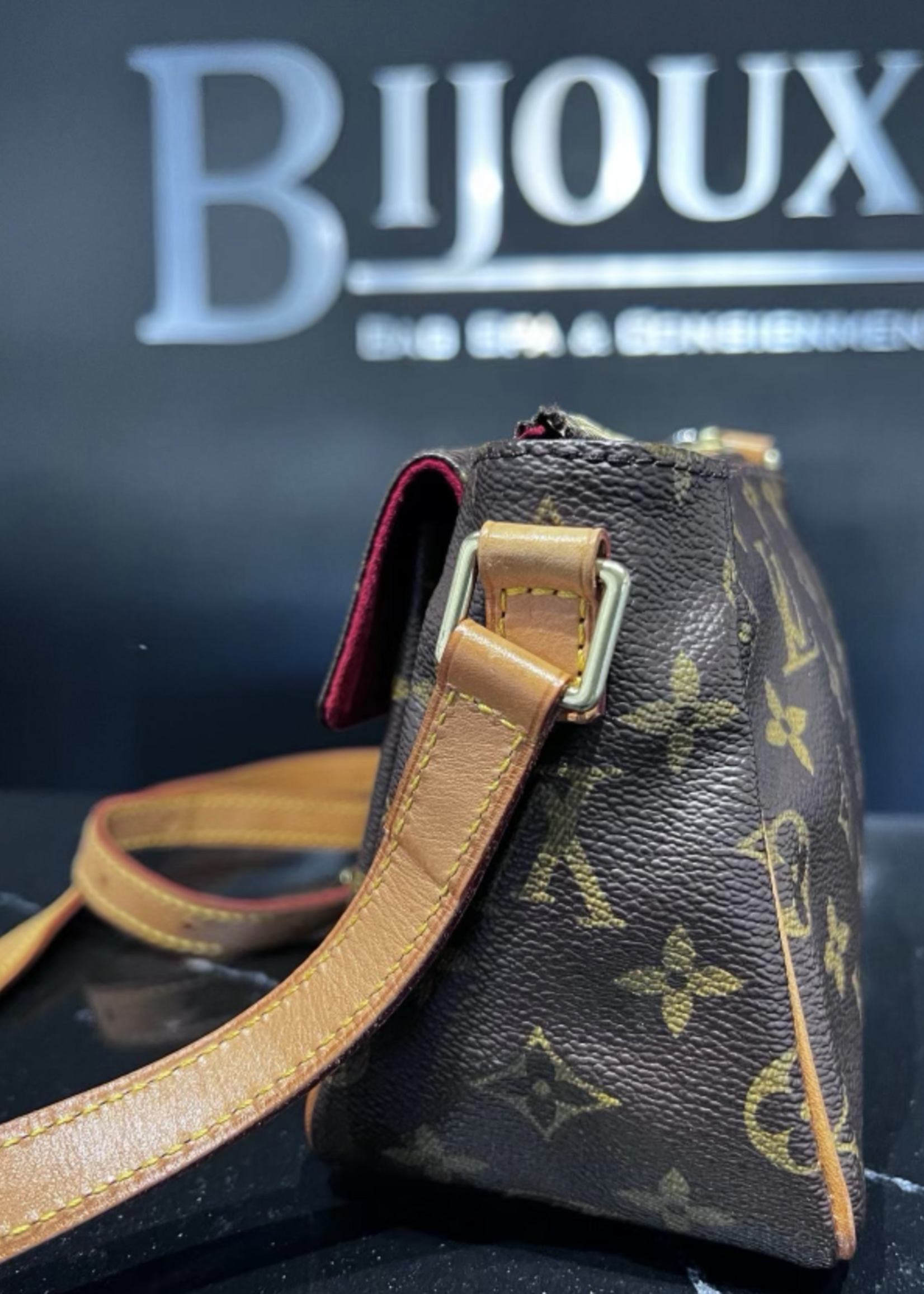 Louis Vuitton SOLD - Louis Vuitton Cite PM