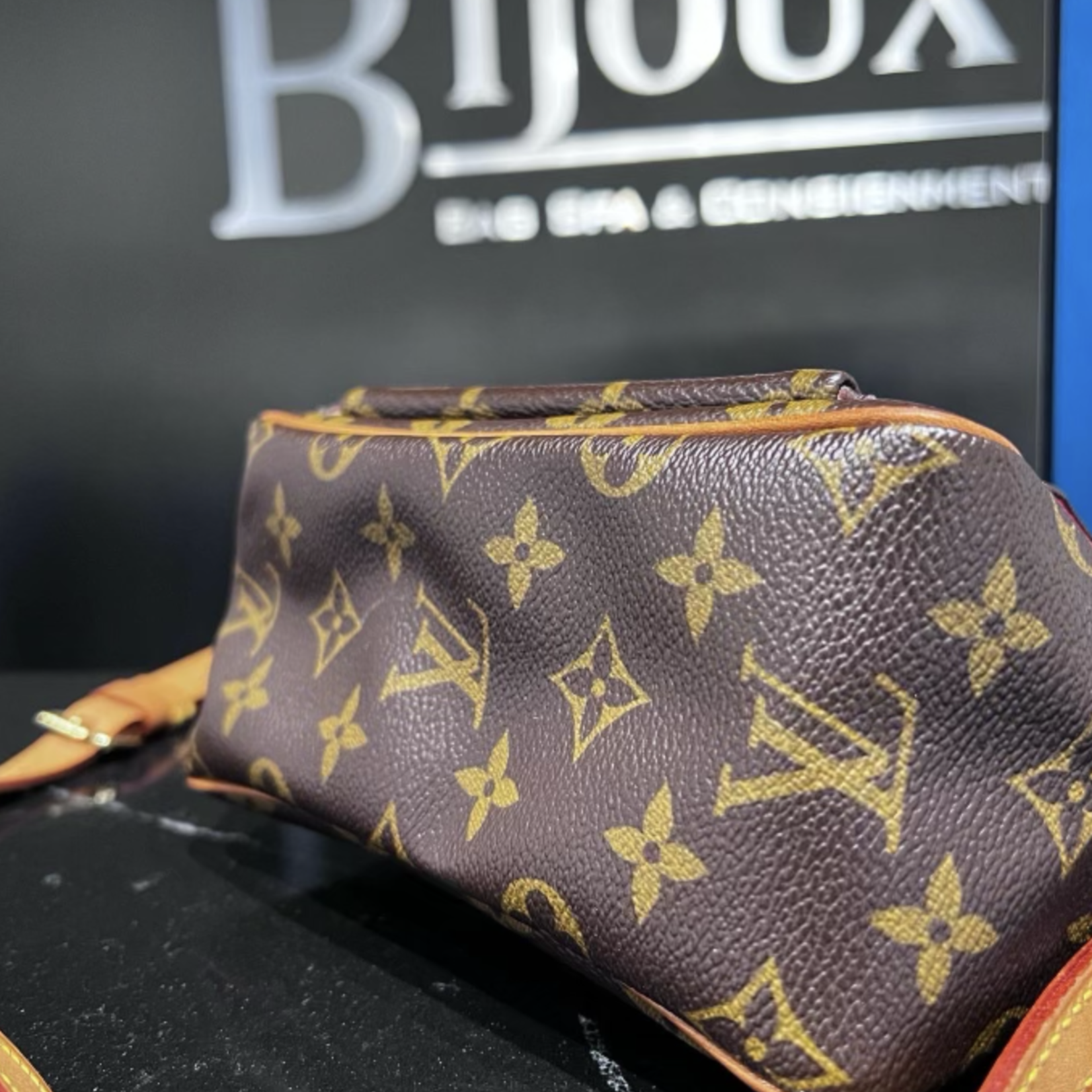 Louis Vuitton SOLD - Louis Vuitton Cite PM