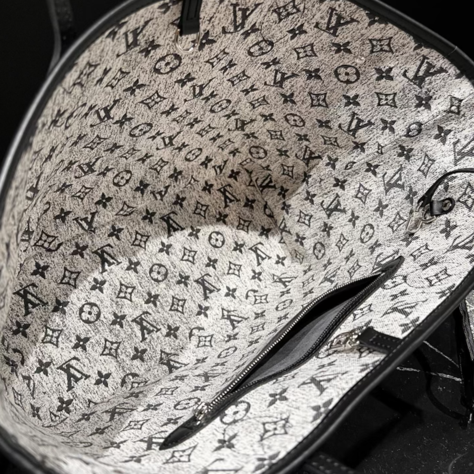 Louis Vuitton SOLD - Louis Vuitton Neverfull MM Noir Denim