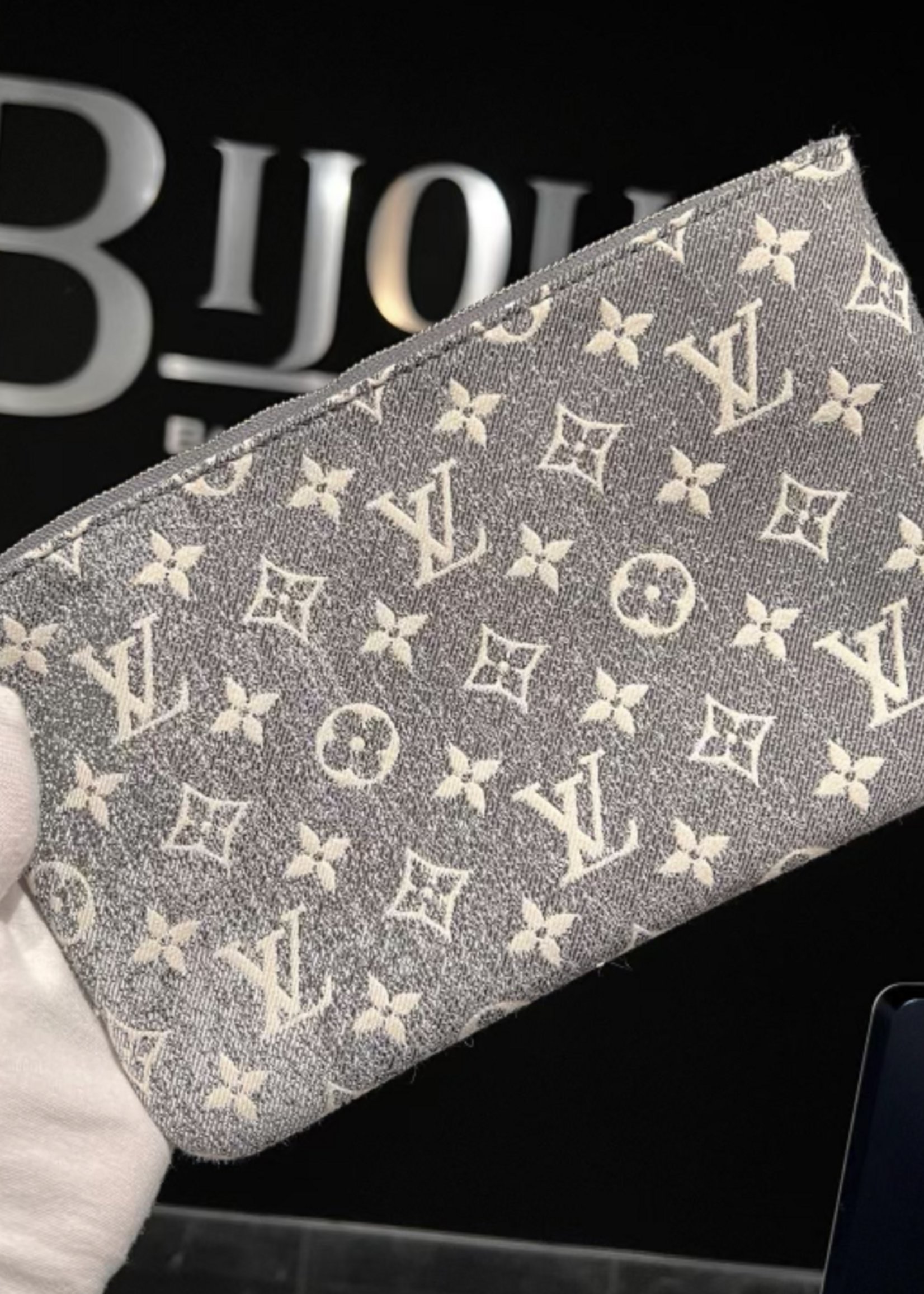 Louis Vuitton SOLD - Louis Vuitton Neverfull MM Noir Denim