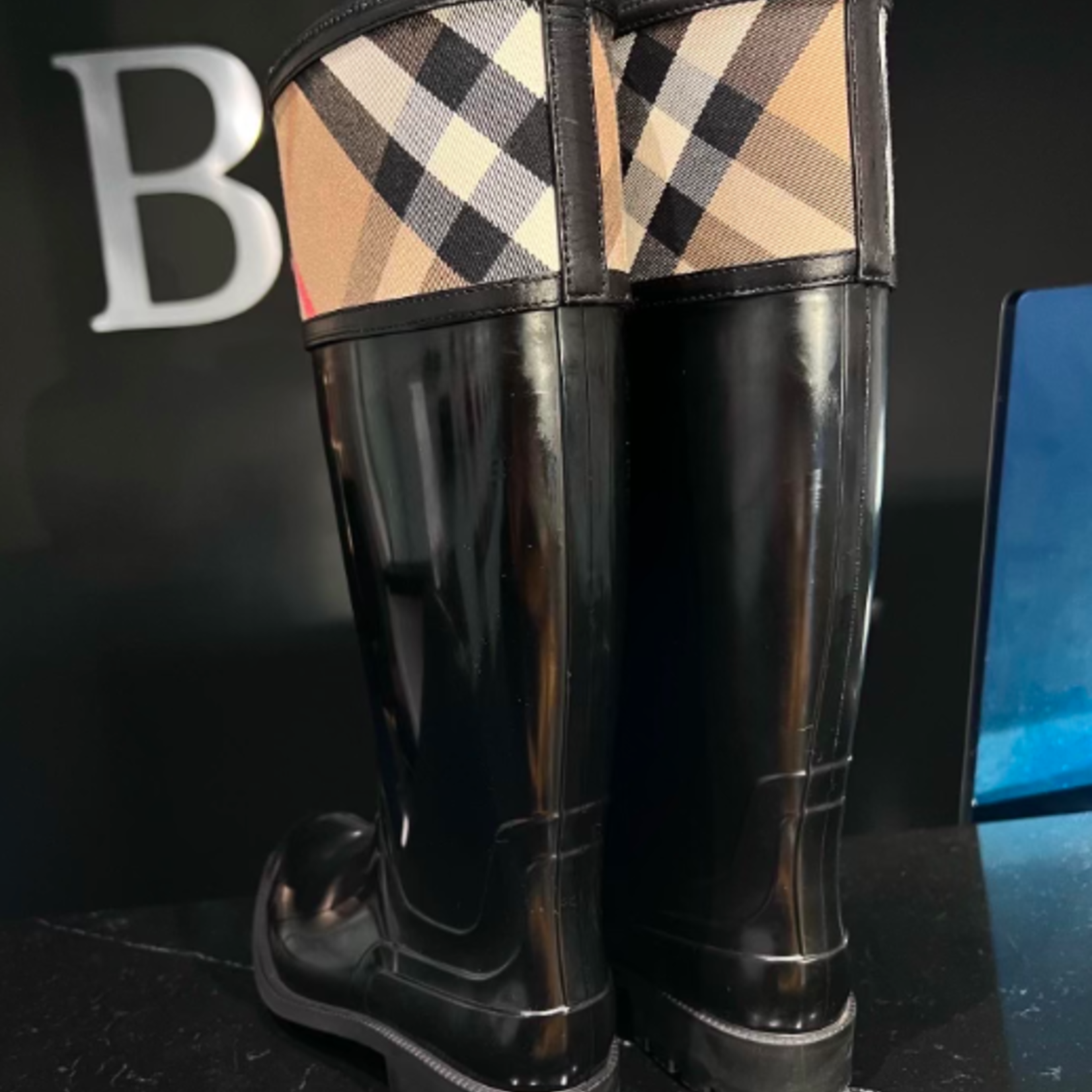 Burberry SOLD- Burberry Crosshill Housecheck Rain Boots- 40