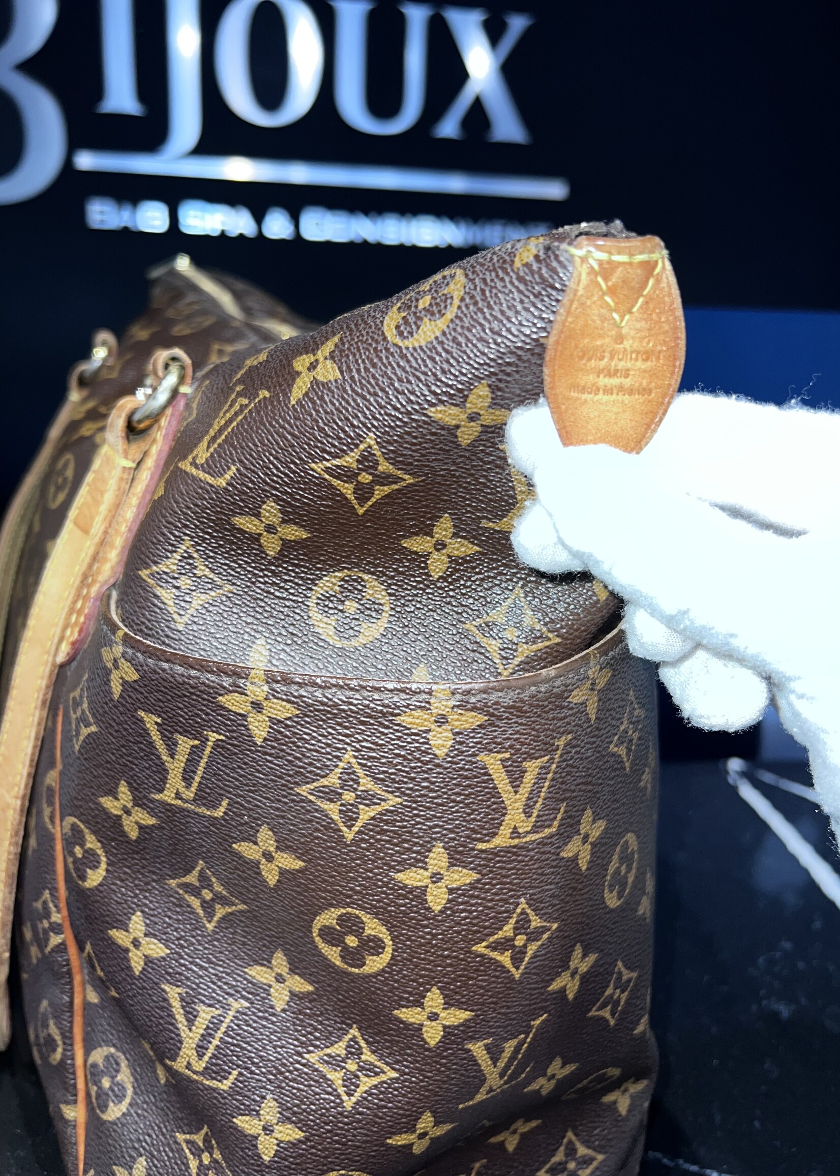 Louis Vuitton SOLD - Louis Vuitton Totally GM
