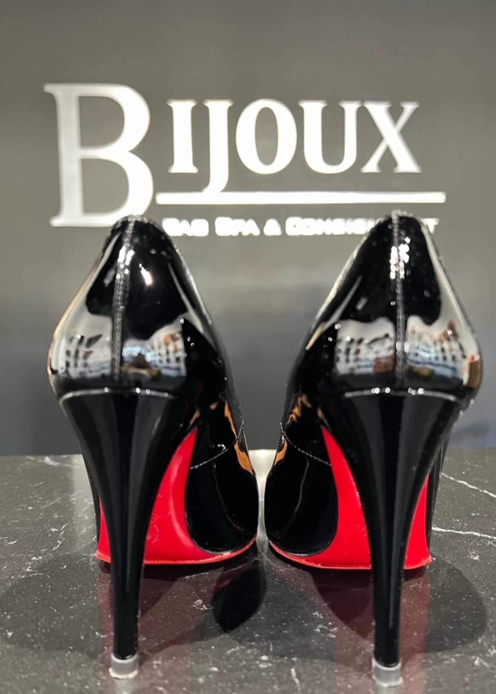 Christian Louboutin Decollete 100 - Bijoux Bag Spa & Consignment