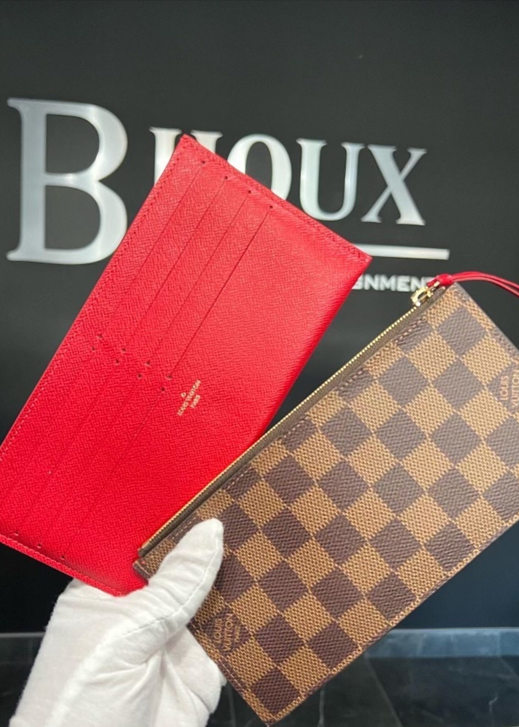 Louis Vuitton SOLD - Louis Vuitton Pochette Félicie Damier Ebene