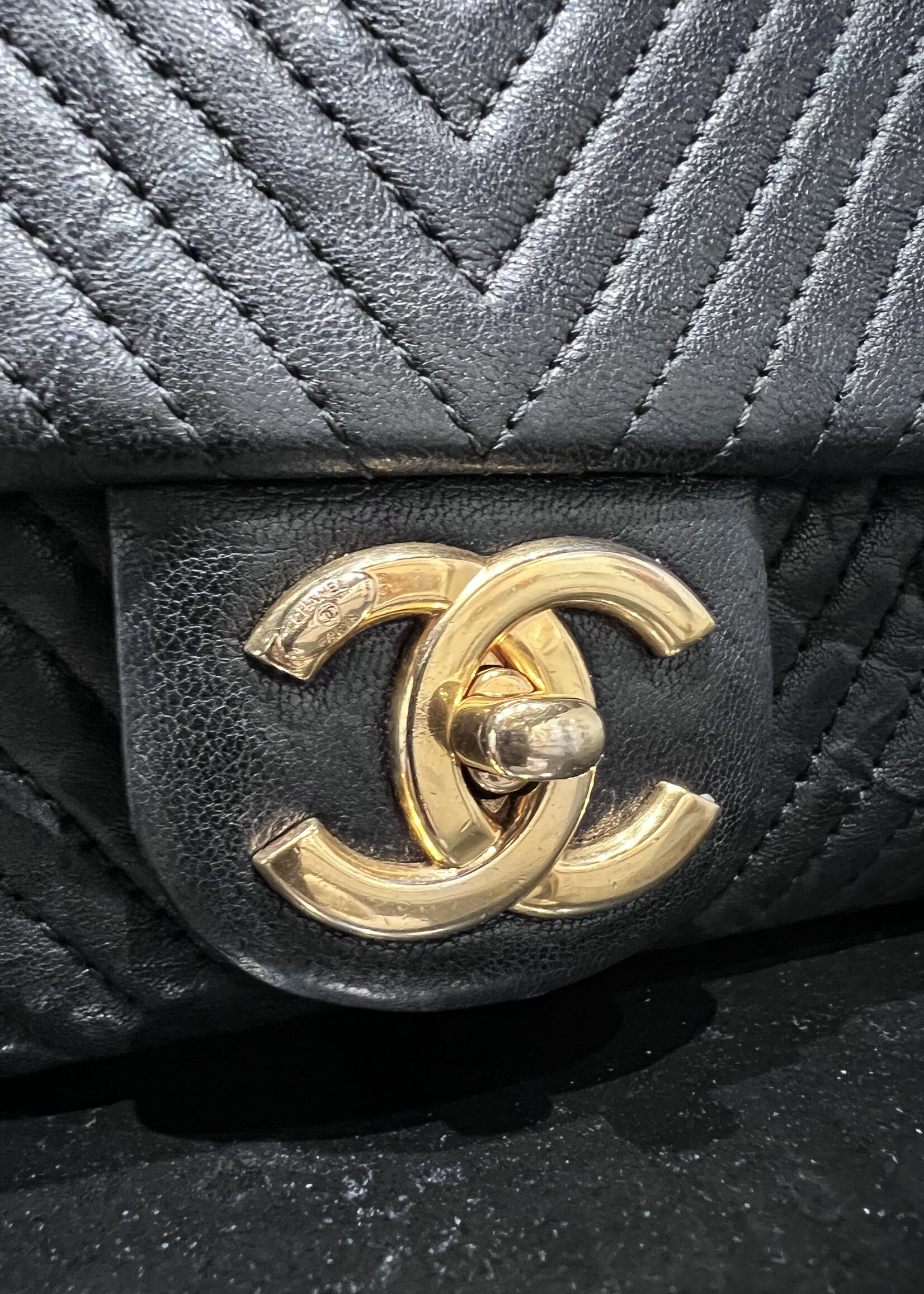 Chanel SOLD - Chanel Chevron Goatskin M/L Flap
