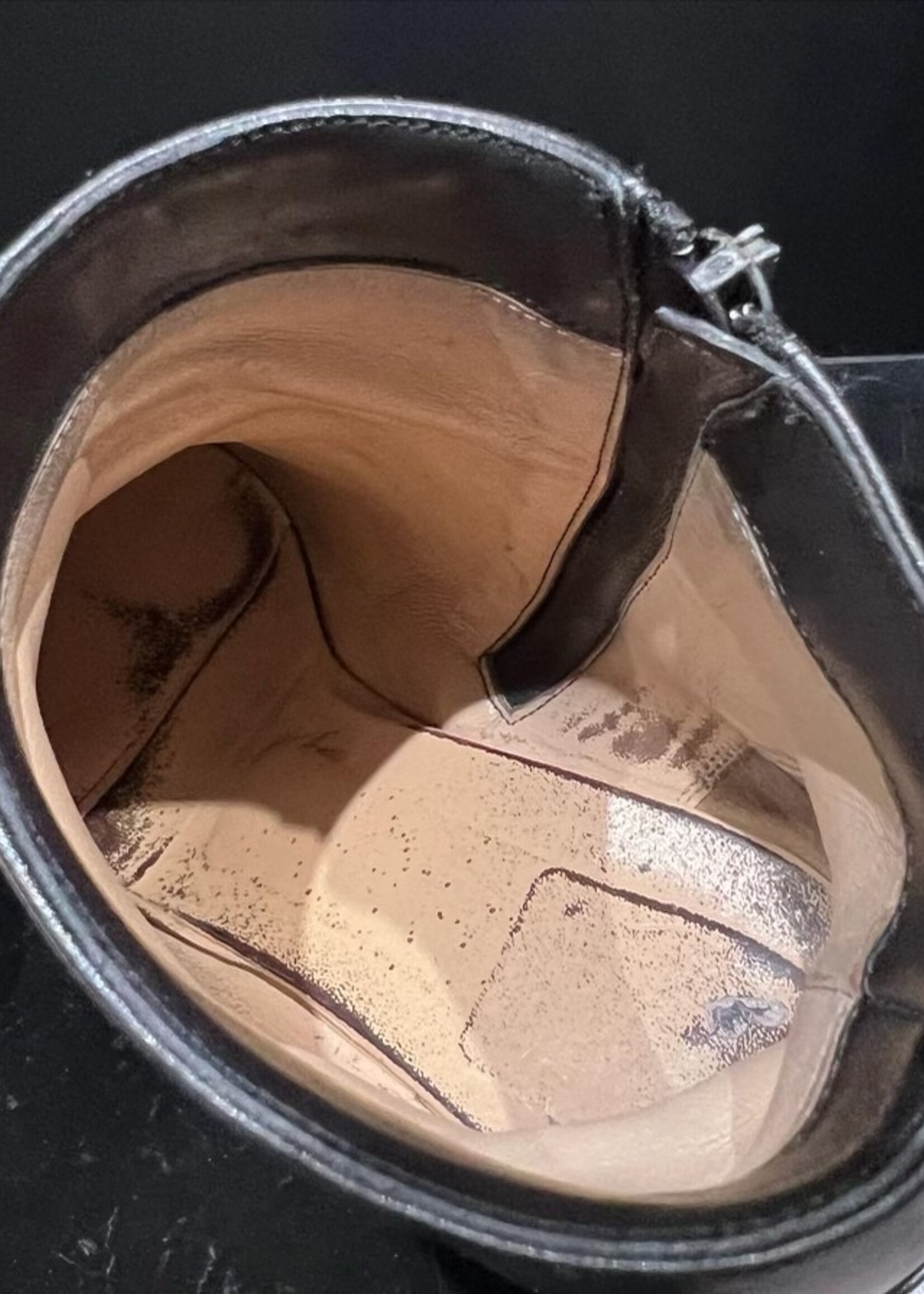 Louis Vuitton Christian Louboutin Turela Leather Black 39