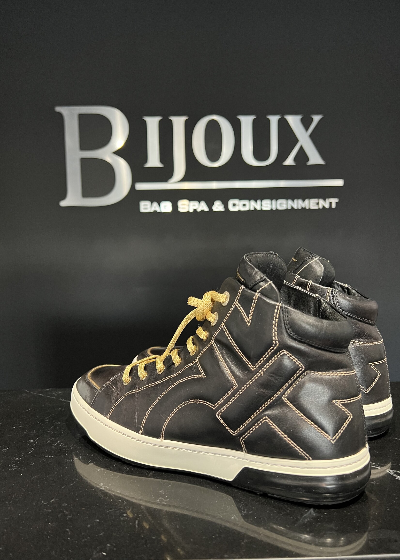 Salvatore Ferragamo Salvatore Ferragamo High Top Sneaker - 10