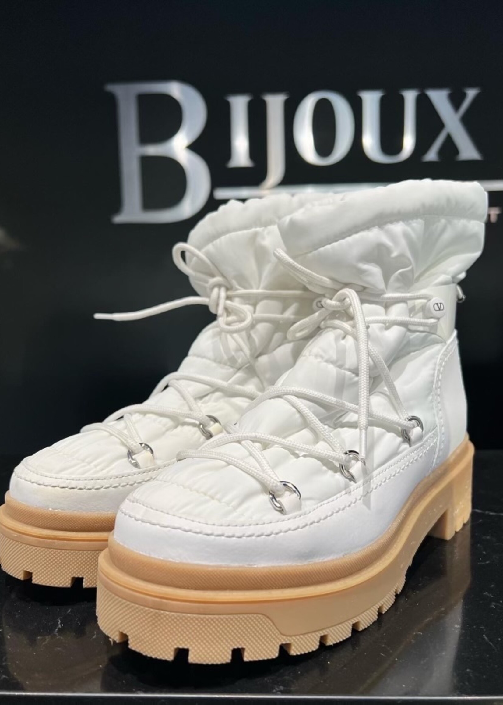 Valentino SOLD- Valentino Garavani Vlogo Snow Boots 38.5