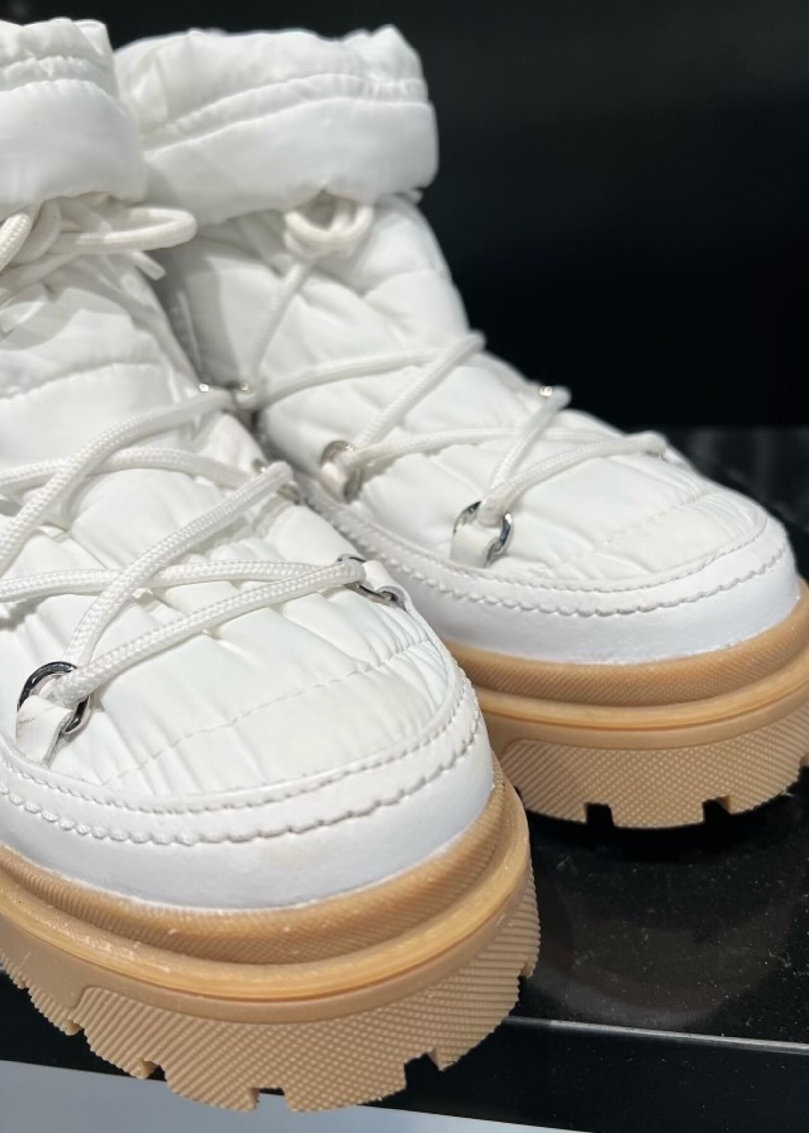 Valentino SOLD- Valentino Garavani Vlogo Snow Boots 38.5