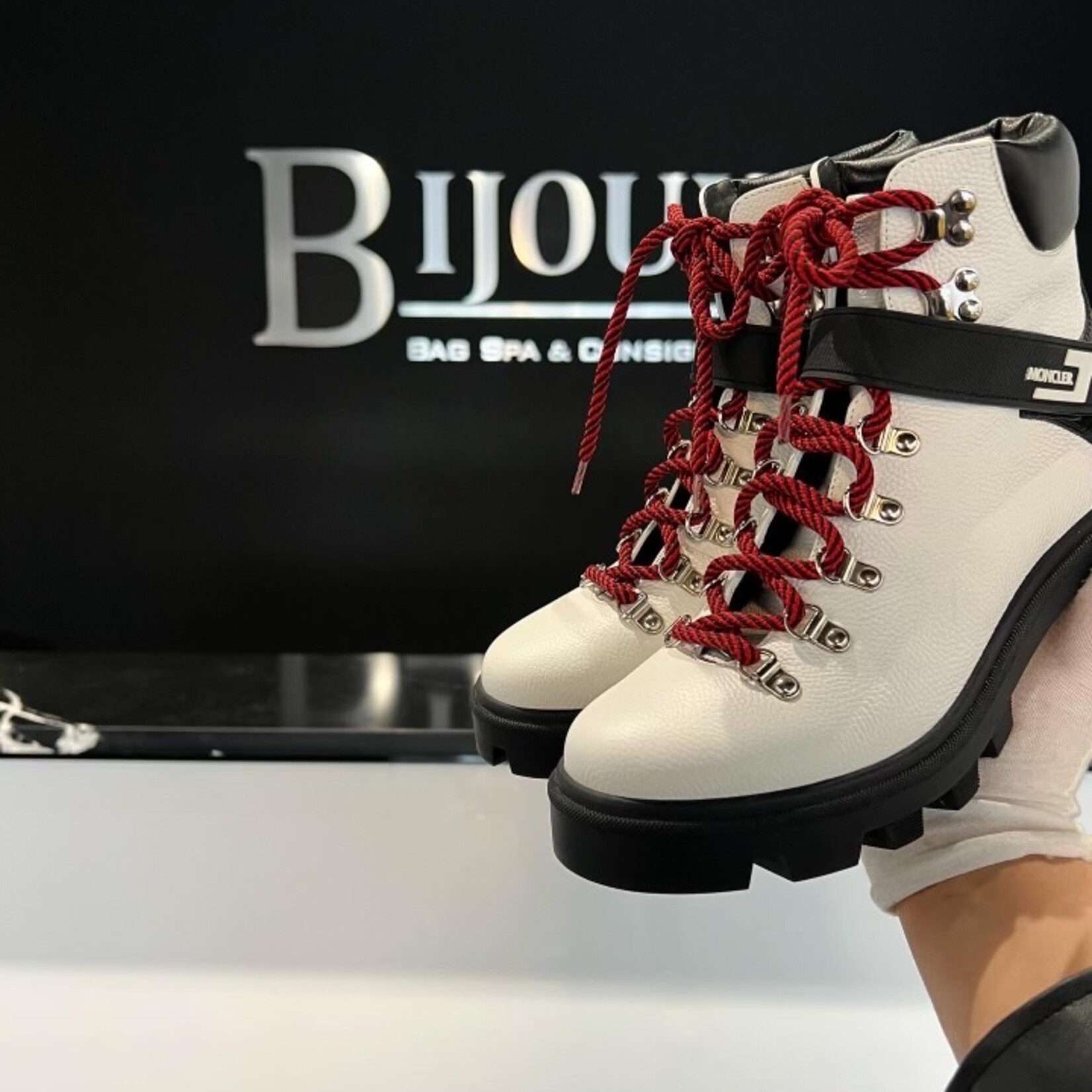 Moncler SOLD - Moncler Carol Hiking Boots