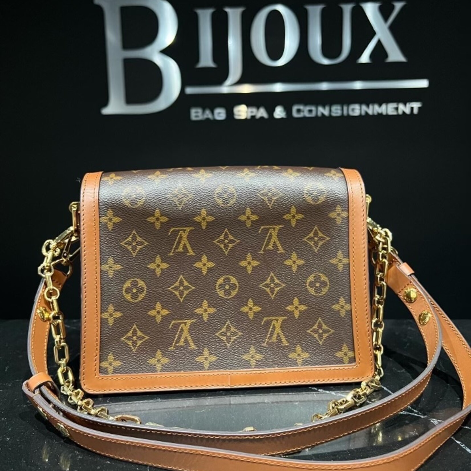 Louis Vuitton SOLD - Louis Vuitton Reverse Monogram Dauphine