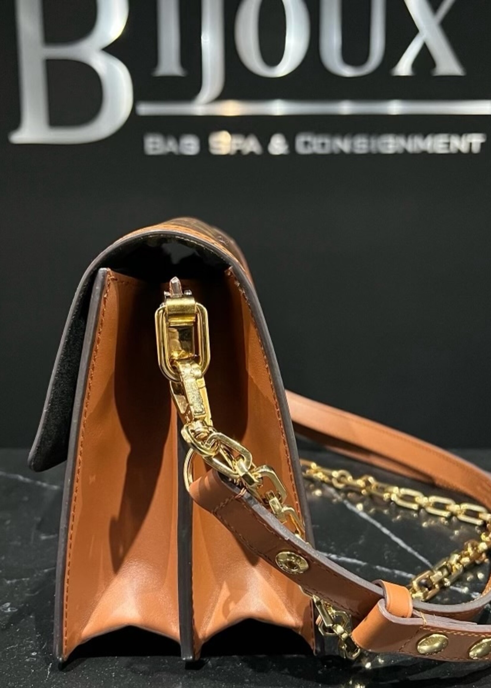 Louis Vuitton SOLD - Louis Vuitton Reverse Monogram Dauphine