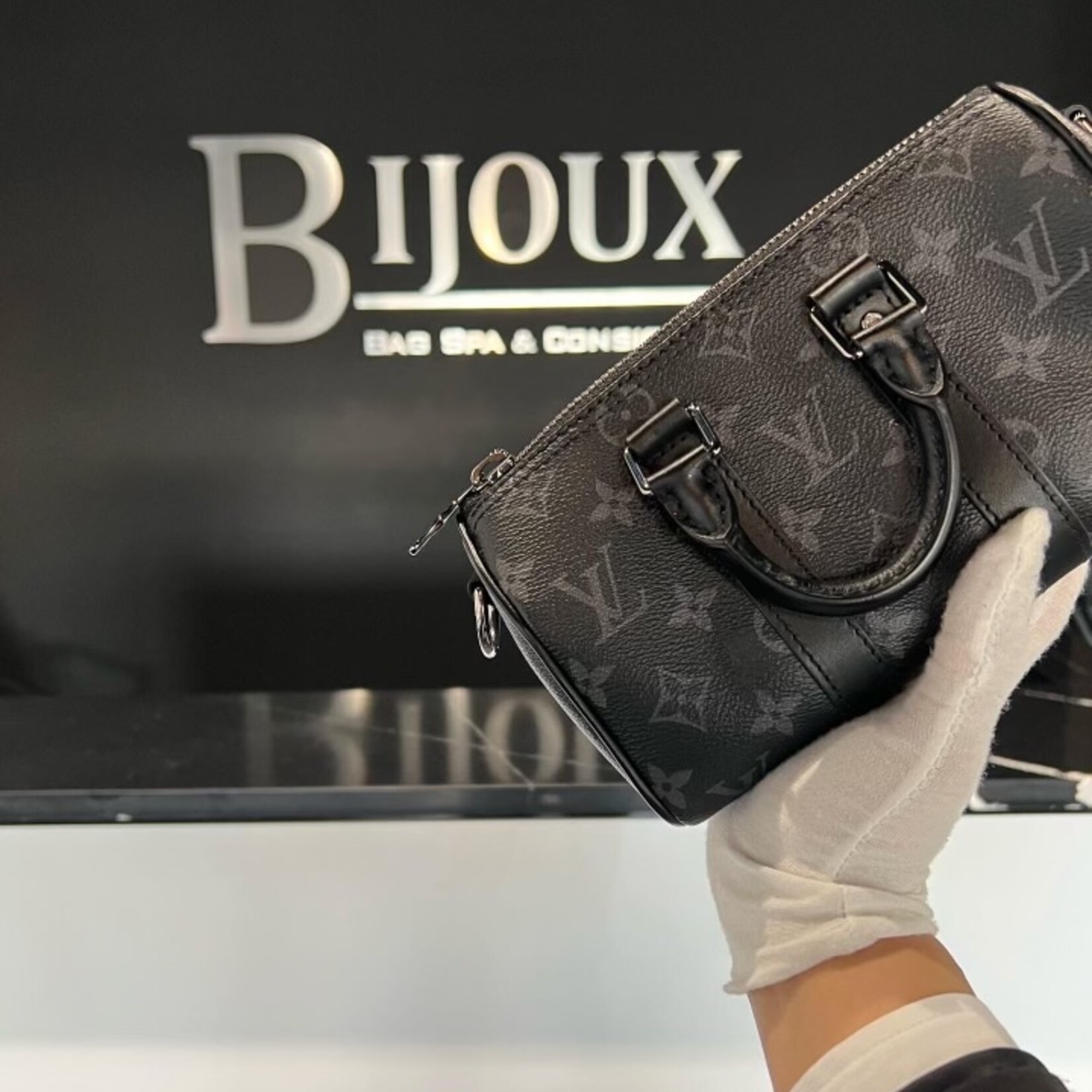 Louis Vuitton SOLD - Louis Vuitton Reverse Keepall XS