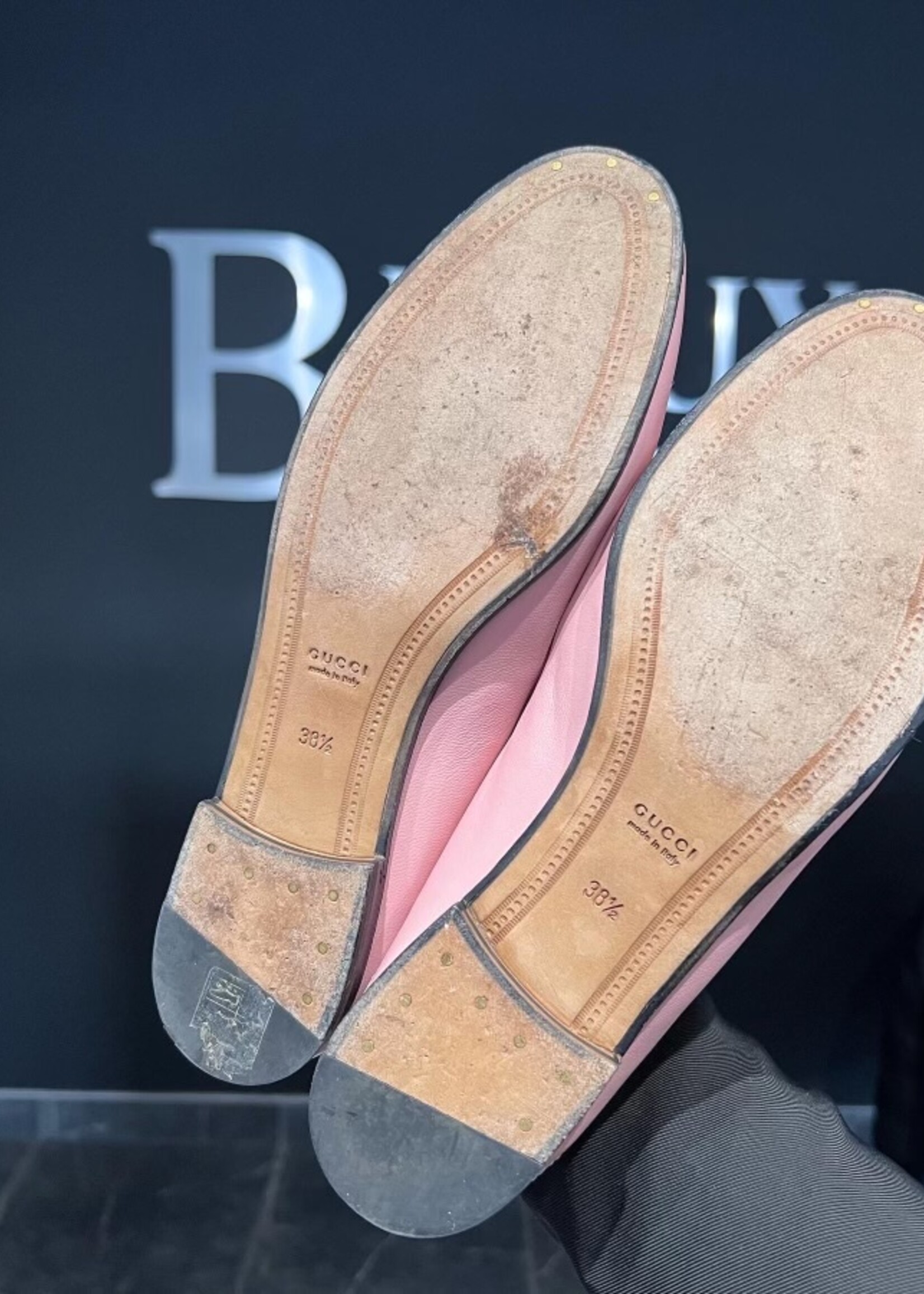 Gucci SOLD - Gucci Pink Jordan Loafer 38.5