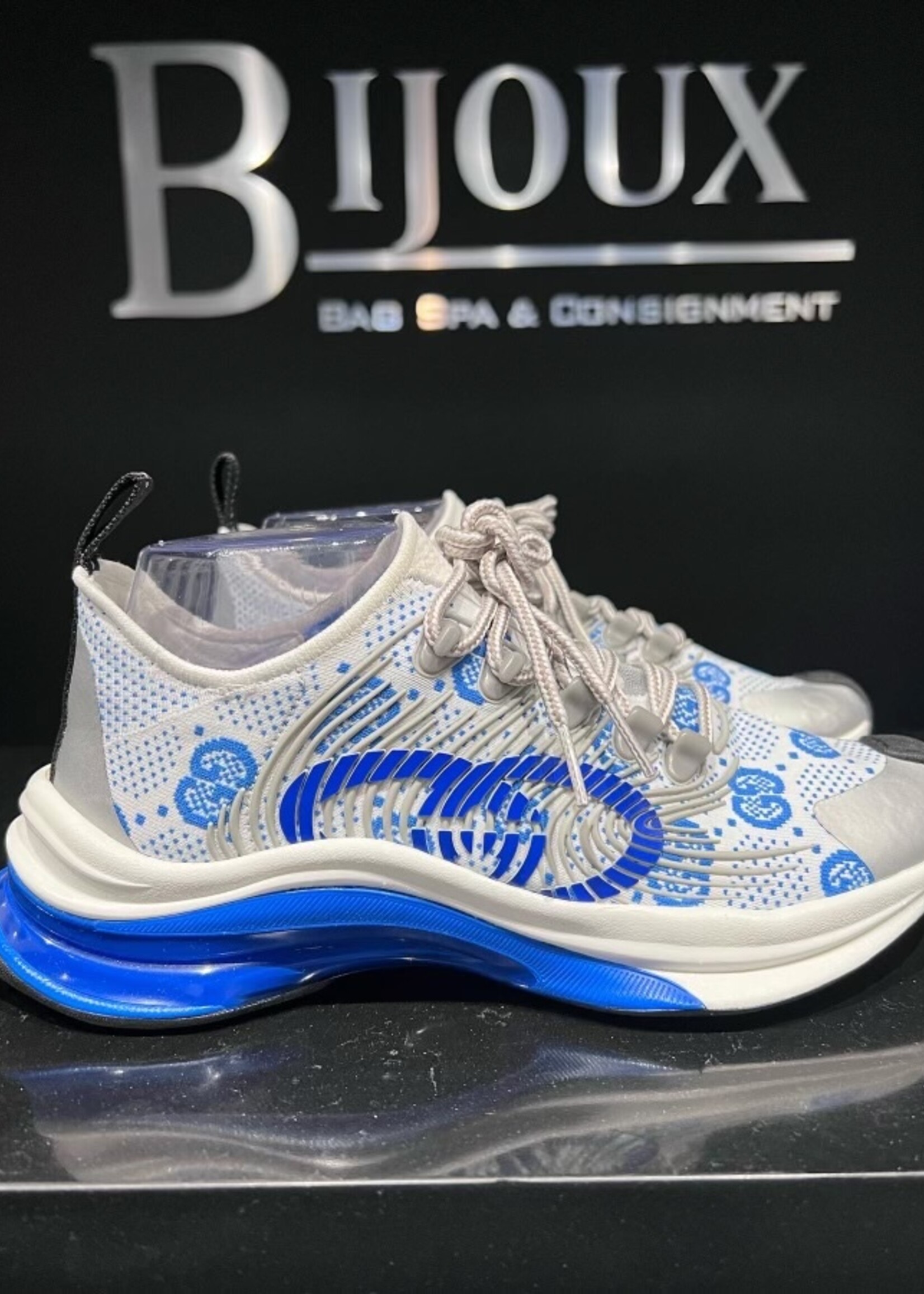 Gucci SOLD - Gucci Run Sneaker 38