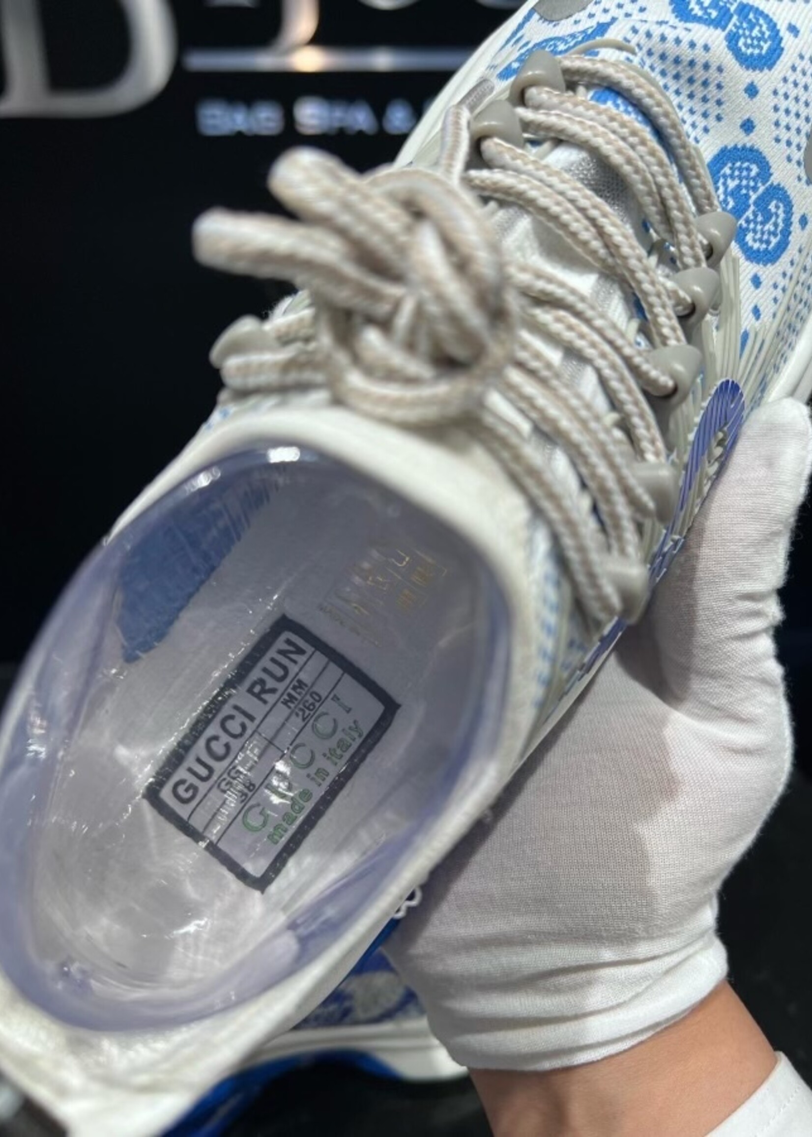 Gucci SOLD - Gucci Run Sneaker 38
