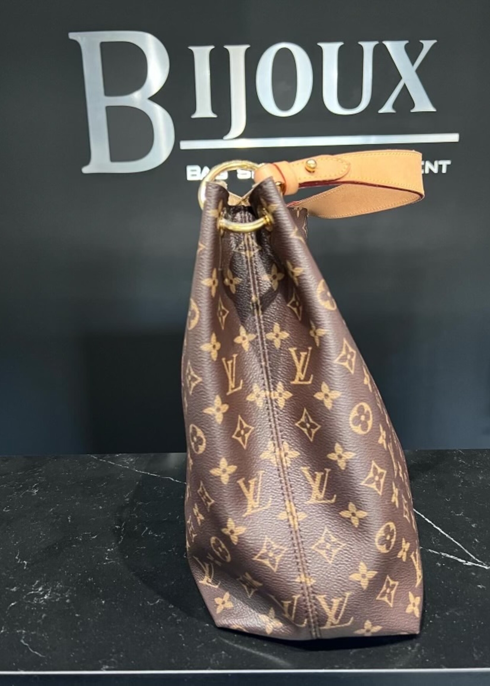 Louis Vuitton SOLD - Louis Vuitton Gracefull MM
