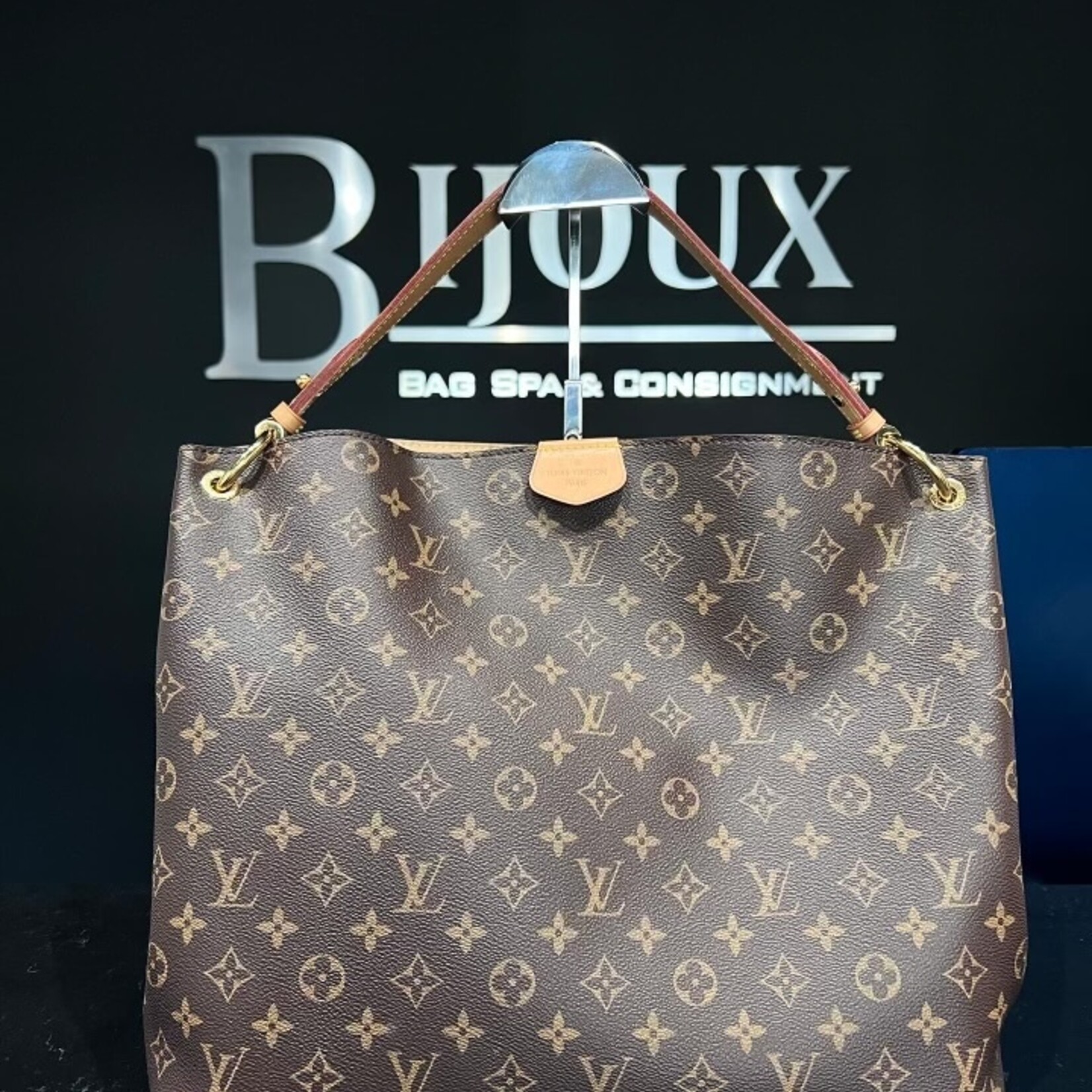 Louis Vuitton SOLD - Louis Vuitton Gracefull MM