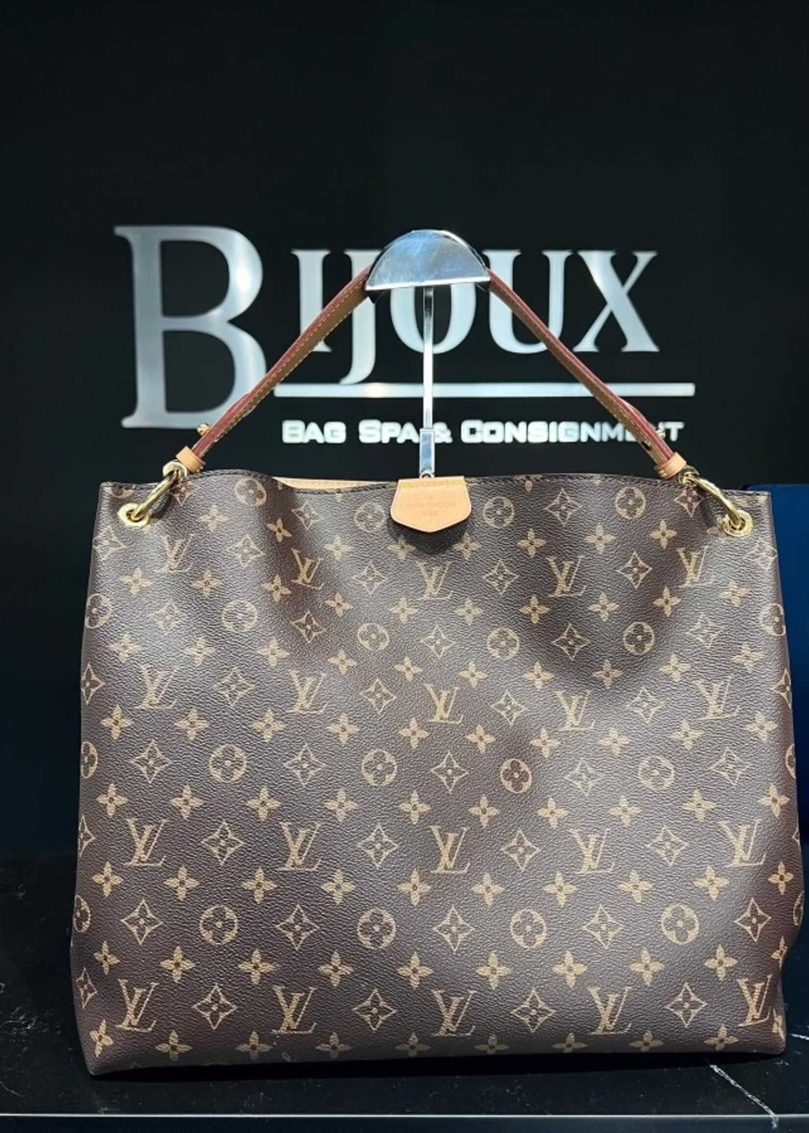 Louis Vuitton SOLD - Louis Vuitton Gracefull MM