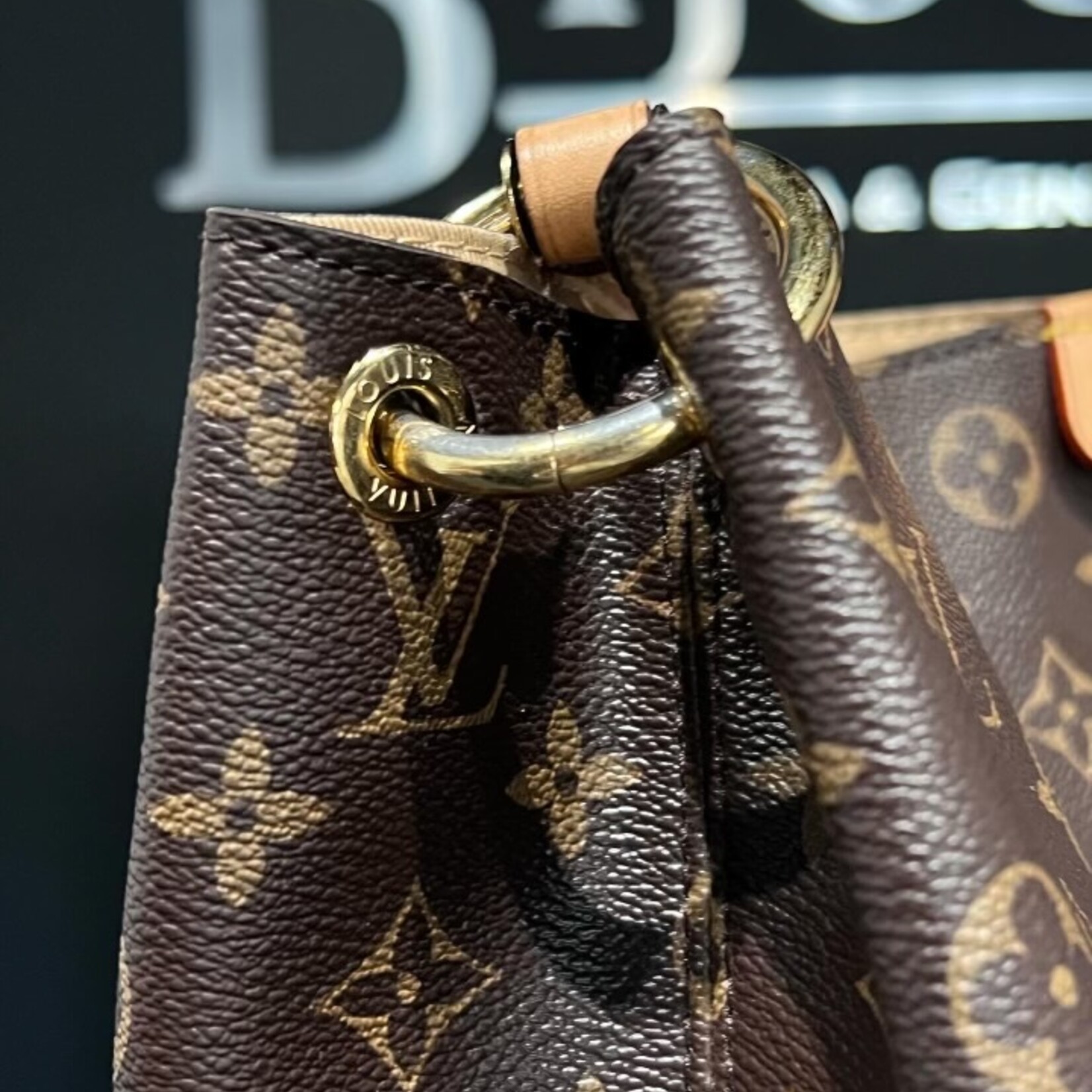 Louis Vuitton SOLD - Louis Vuitton Gracefull MM
