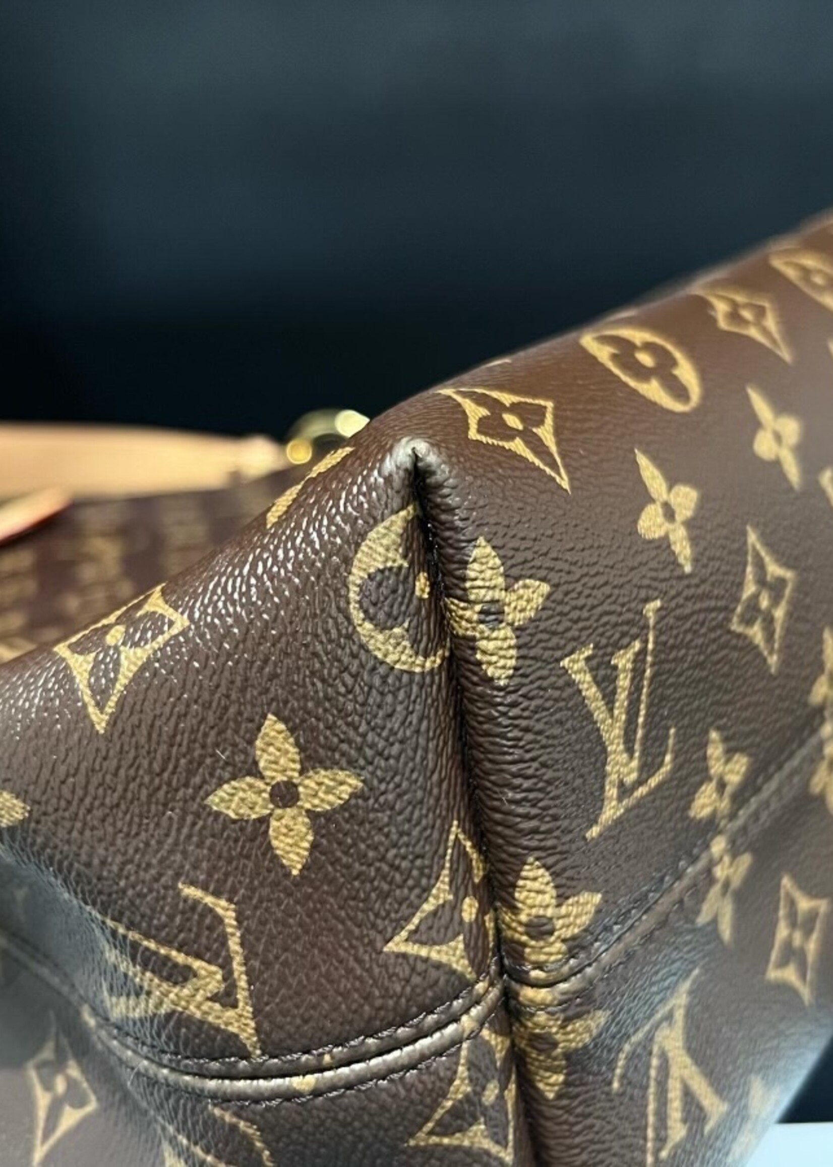 Louis Vuitton SOLD - Louis Vuitton Gracefull MM