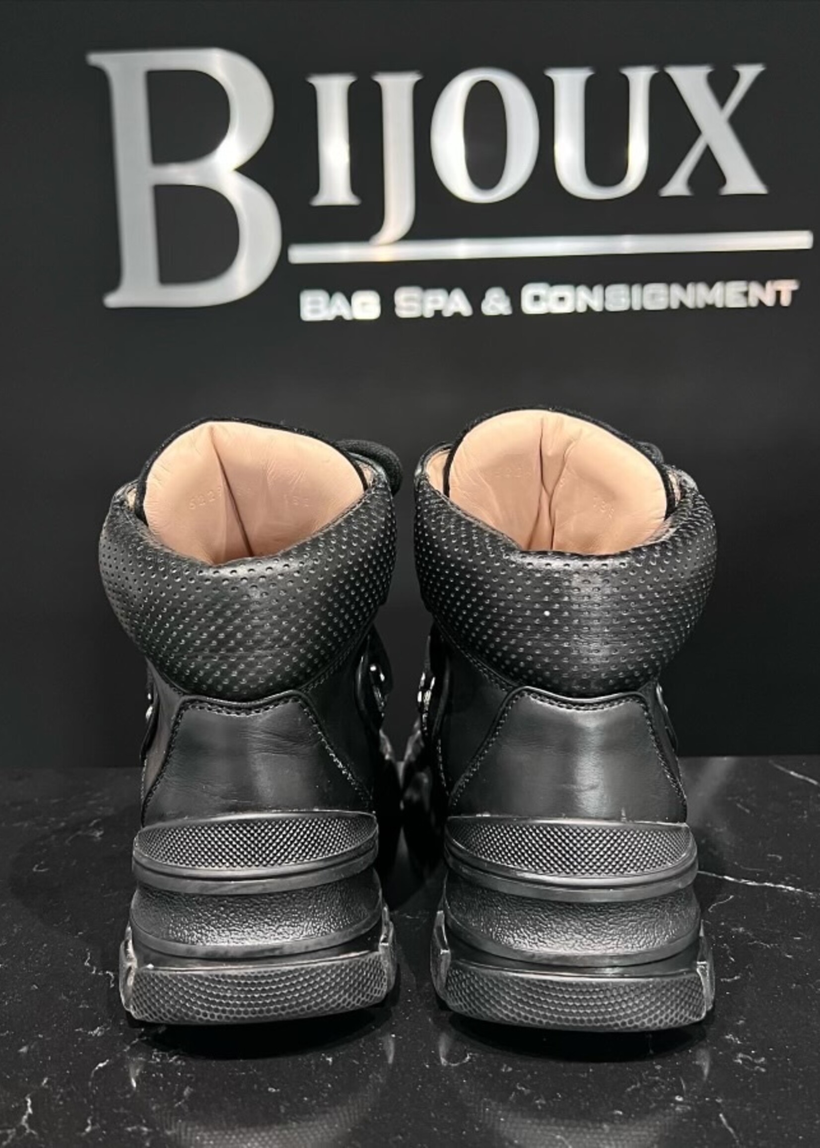 Gucci SOLD - Gucci Flashtrek Boots- 39