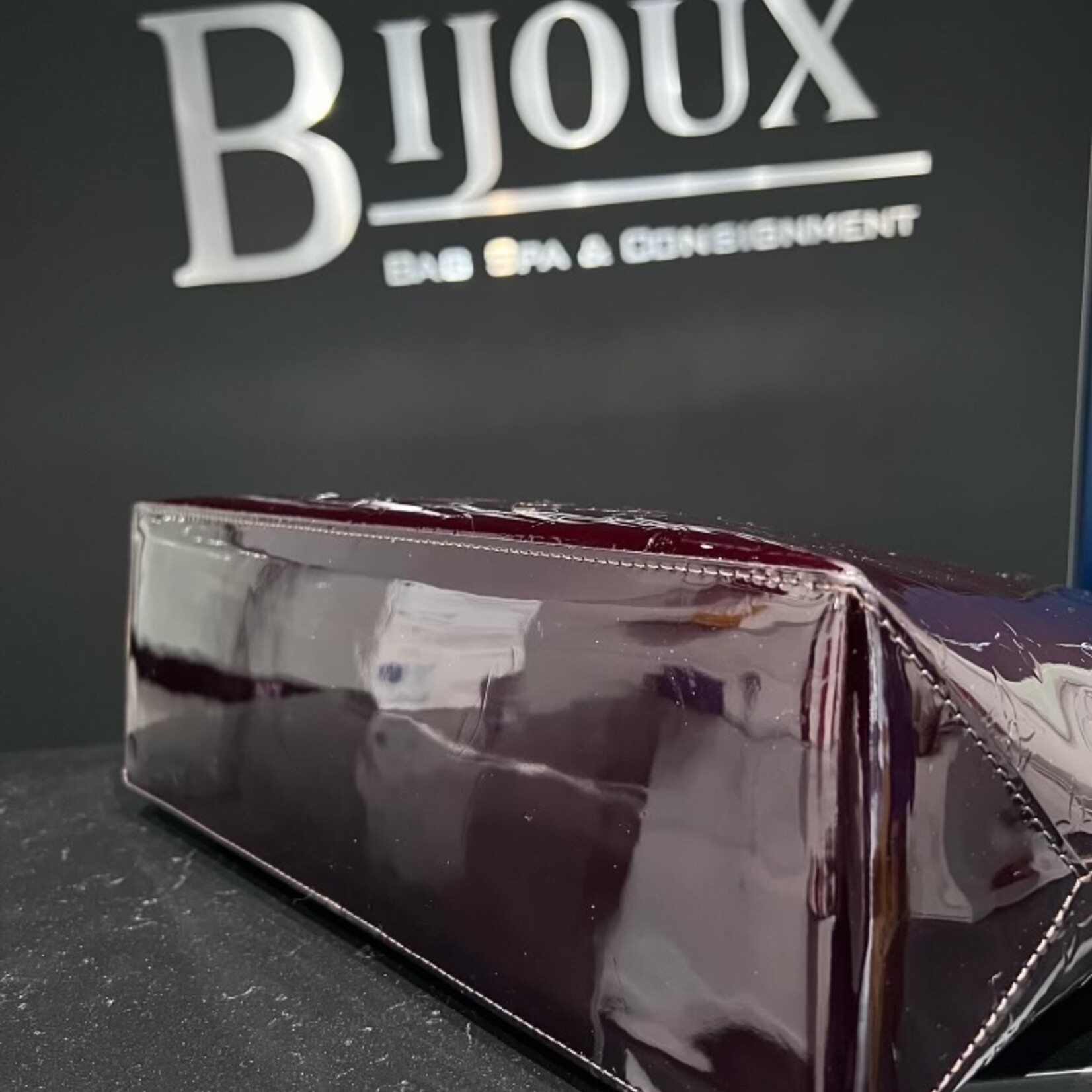 Louis Vuitton SOLD - Louis Vuitton Wilshire Amarante