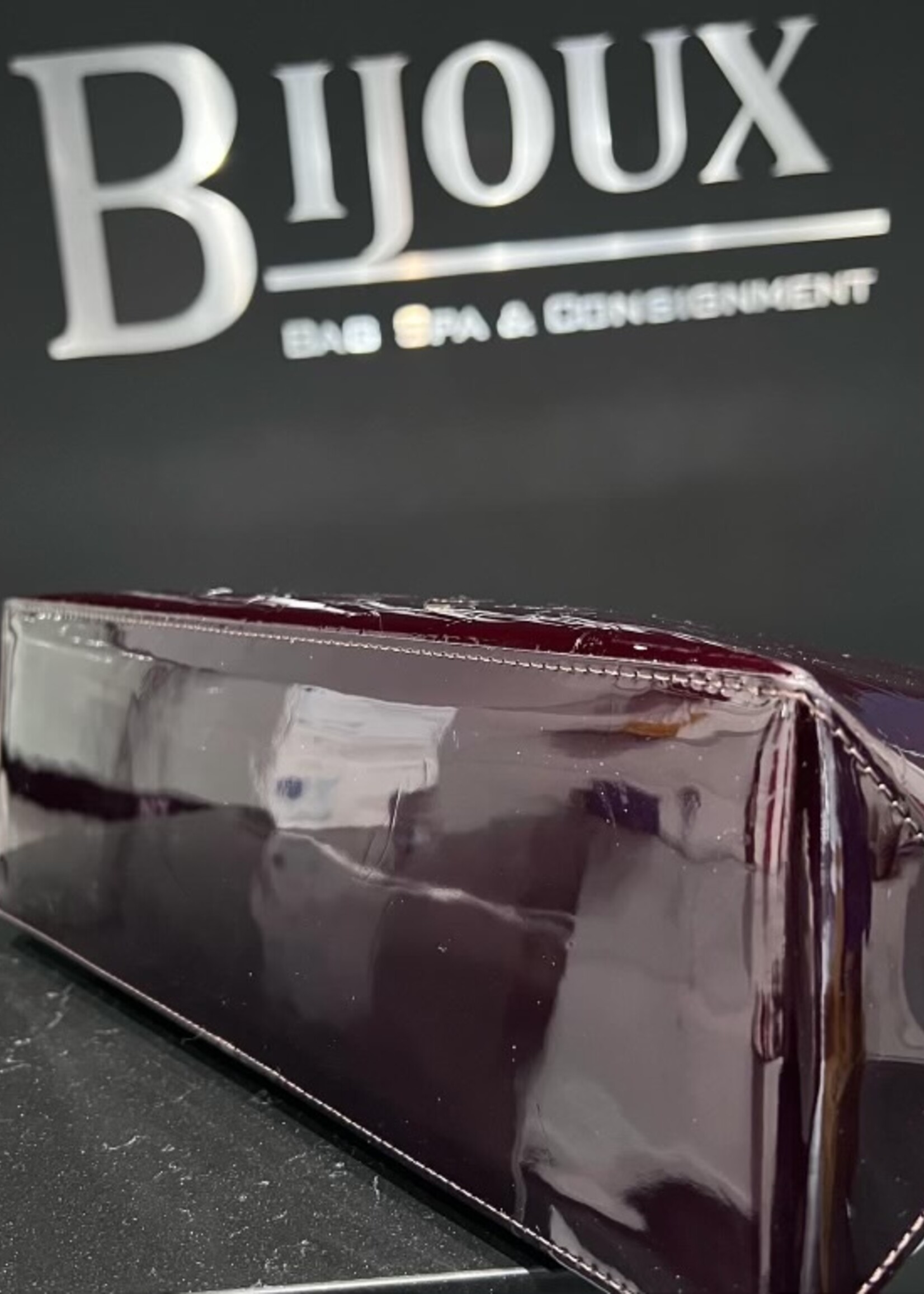 Louis Vuitton SOLD - Louis Vuitton Wilshire Amarante