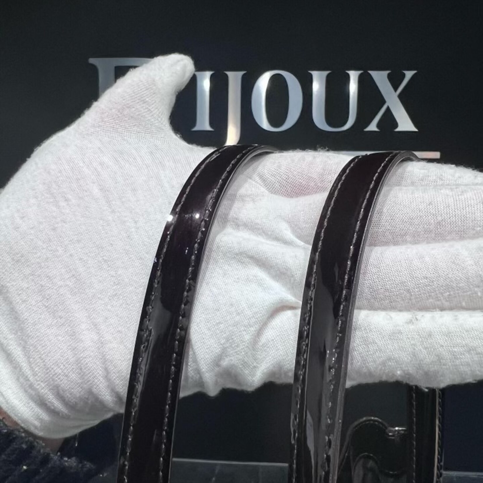 Louis Vuitton SOLD - Louis Vuitton Wilshire Amarante