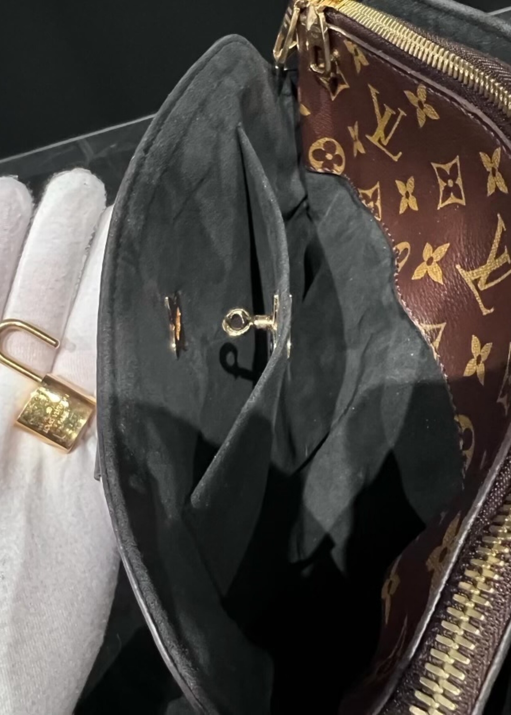 Louis Vuitton SOLD - Louis Vuitton Flower Zipped Tote Noir PM