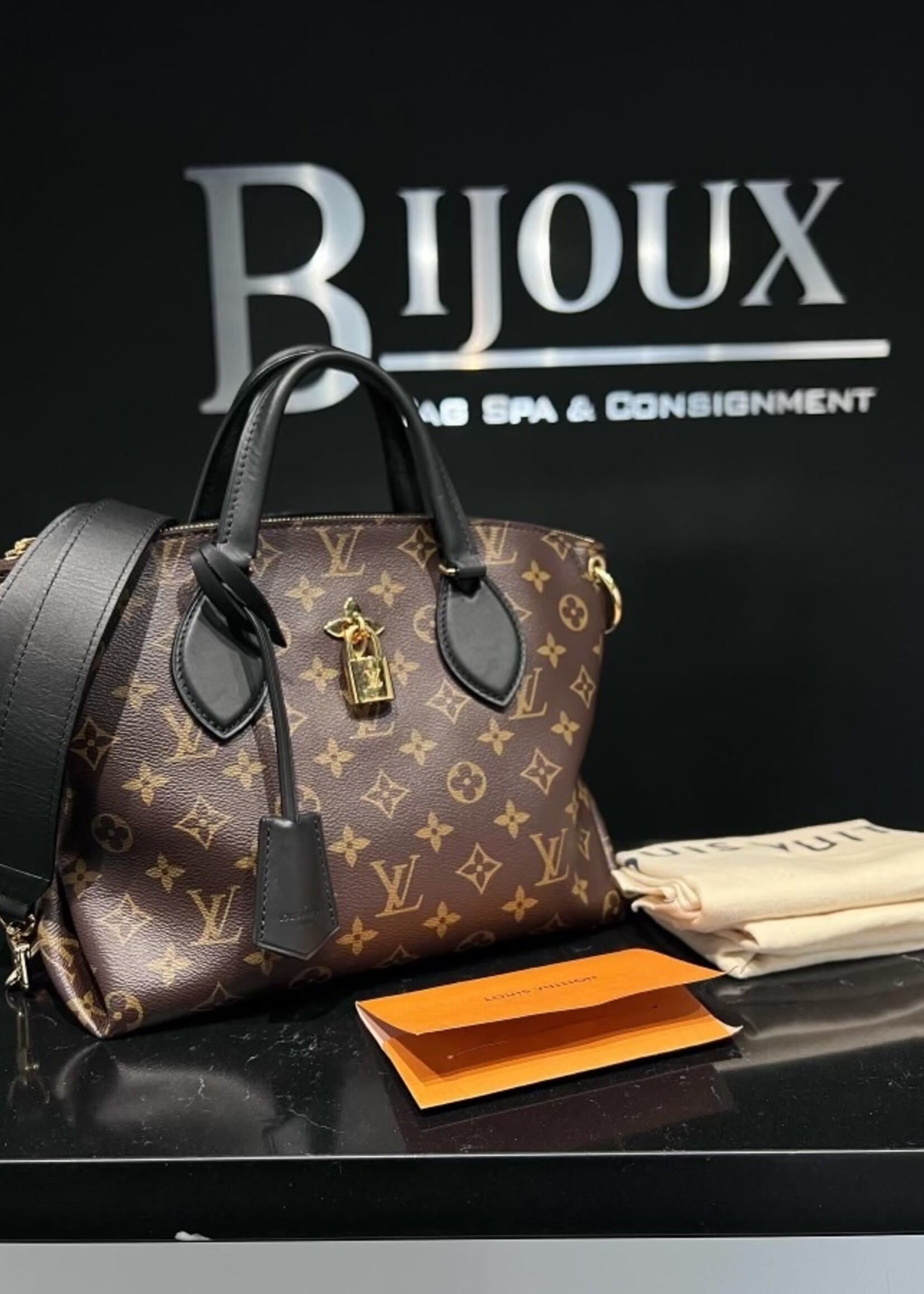 Louis Vuitton SOLD - Louis Vuitton Flower Zipped Tote Noir PM